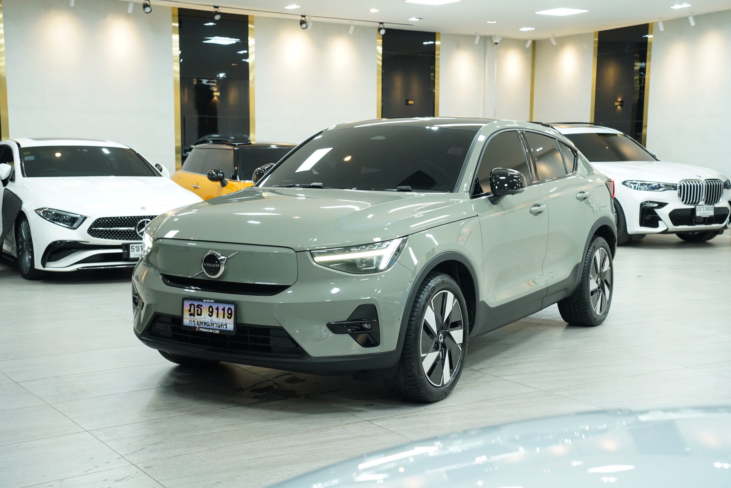 2024 Volvo C40 Recharge Pure Electric Single Motor - Image 4