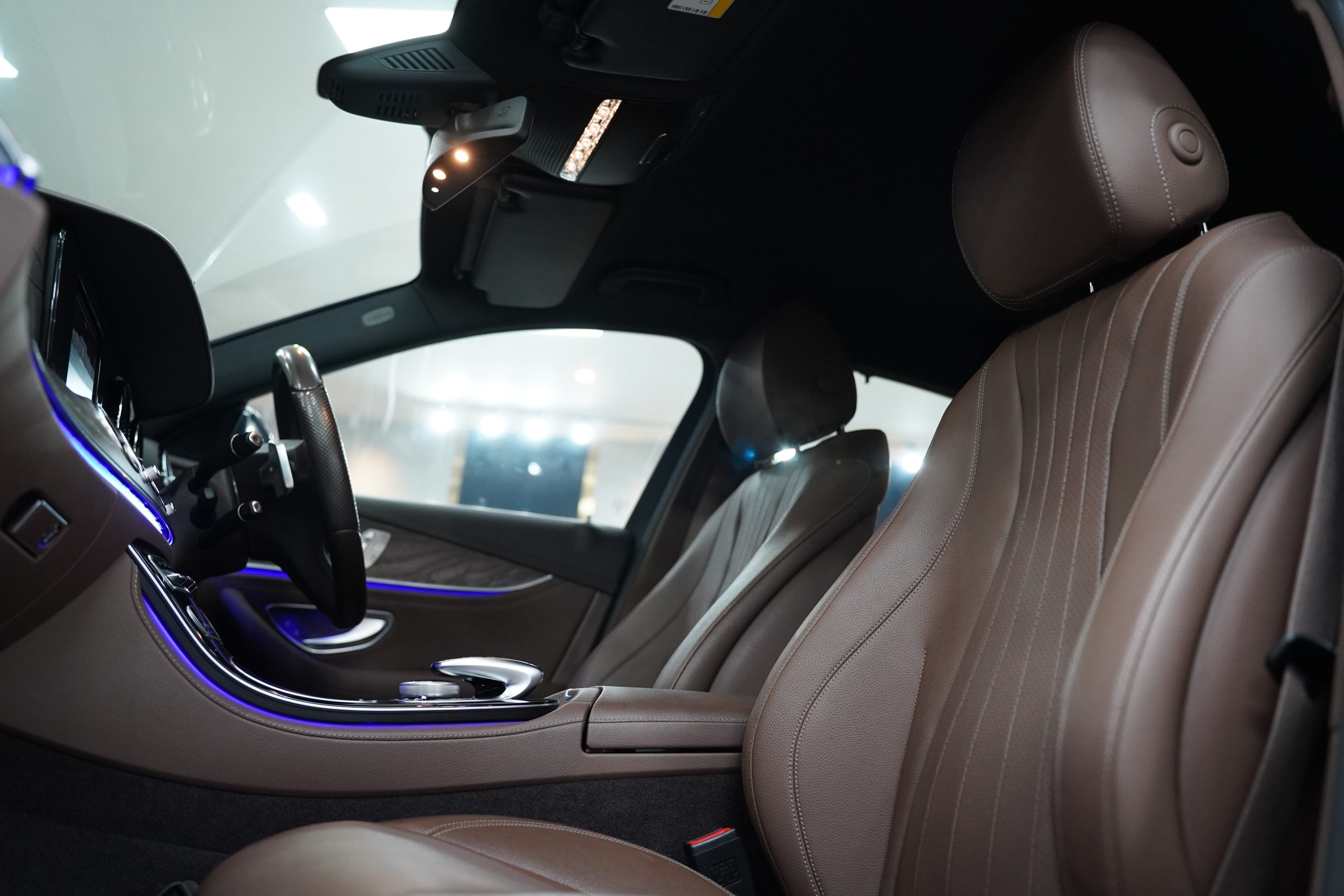 2017 Mercedes-Benz E220d Exclusive - Image 19