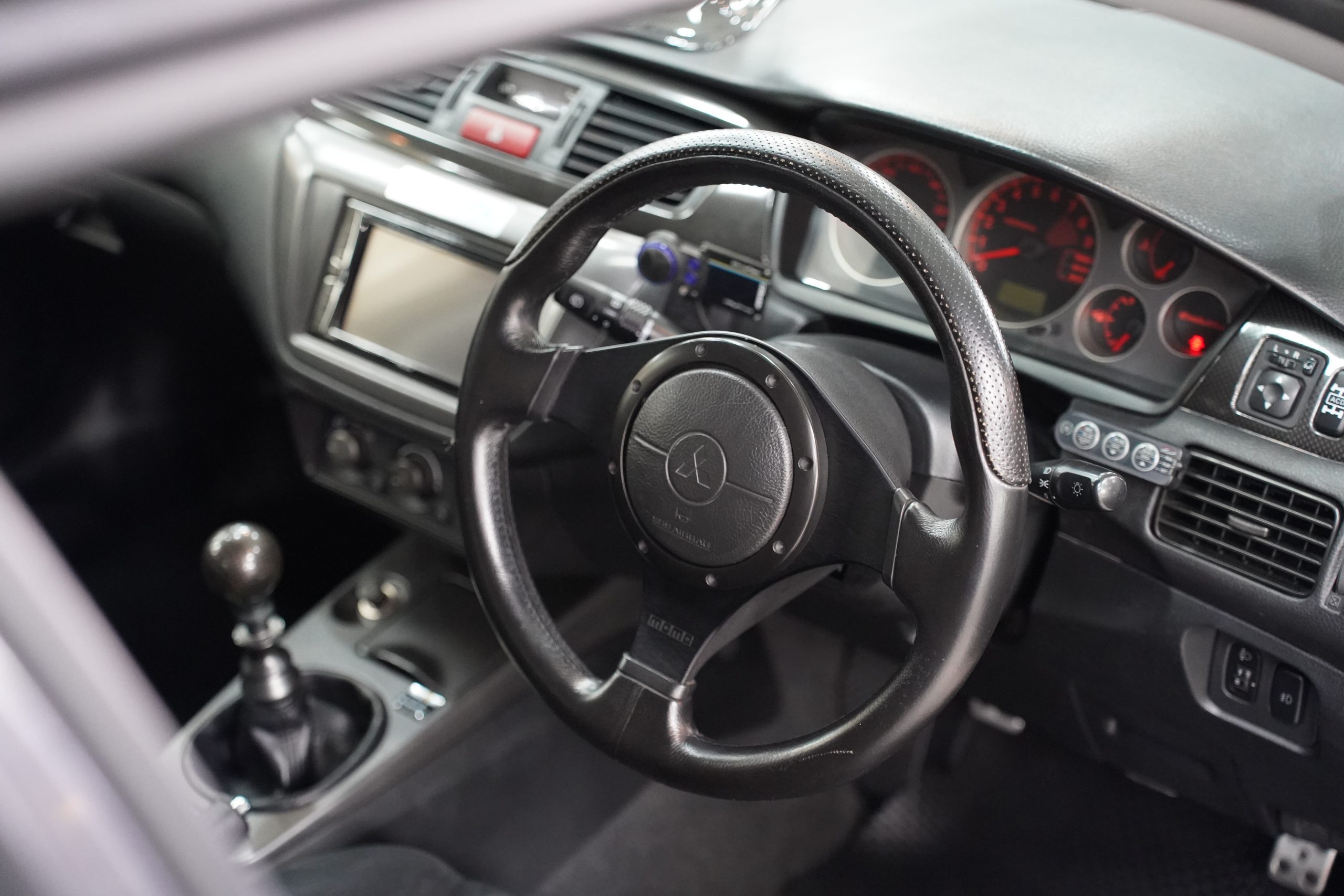 2003 EVO 8MR - Image 22