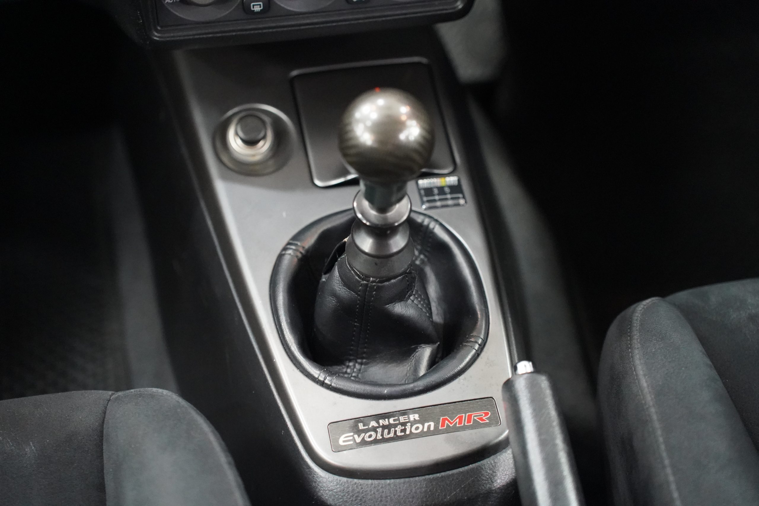 2003 EVO 8MR - Image 30