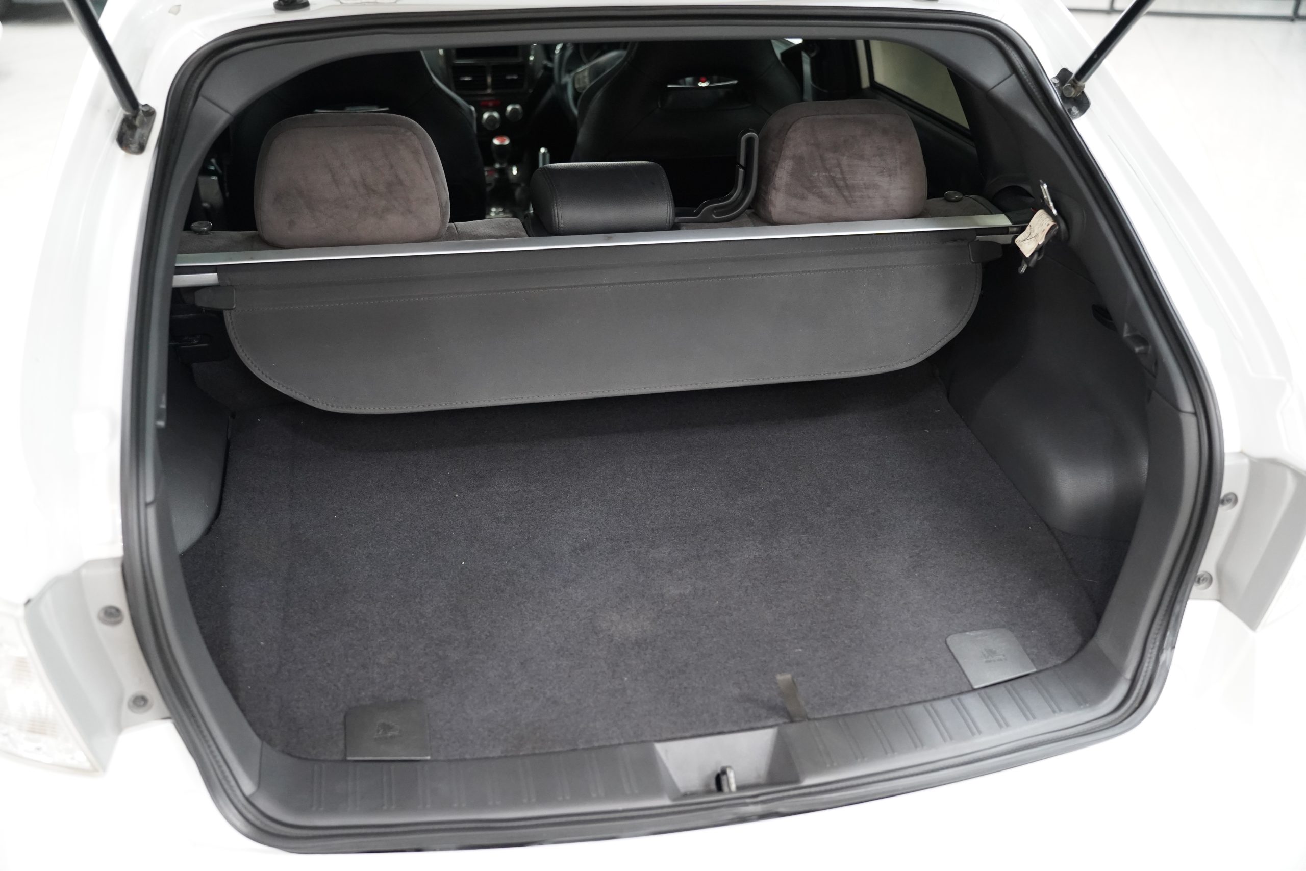 2008 Subaru Impreza STI M/T - Image 11