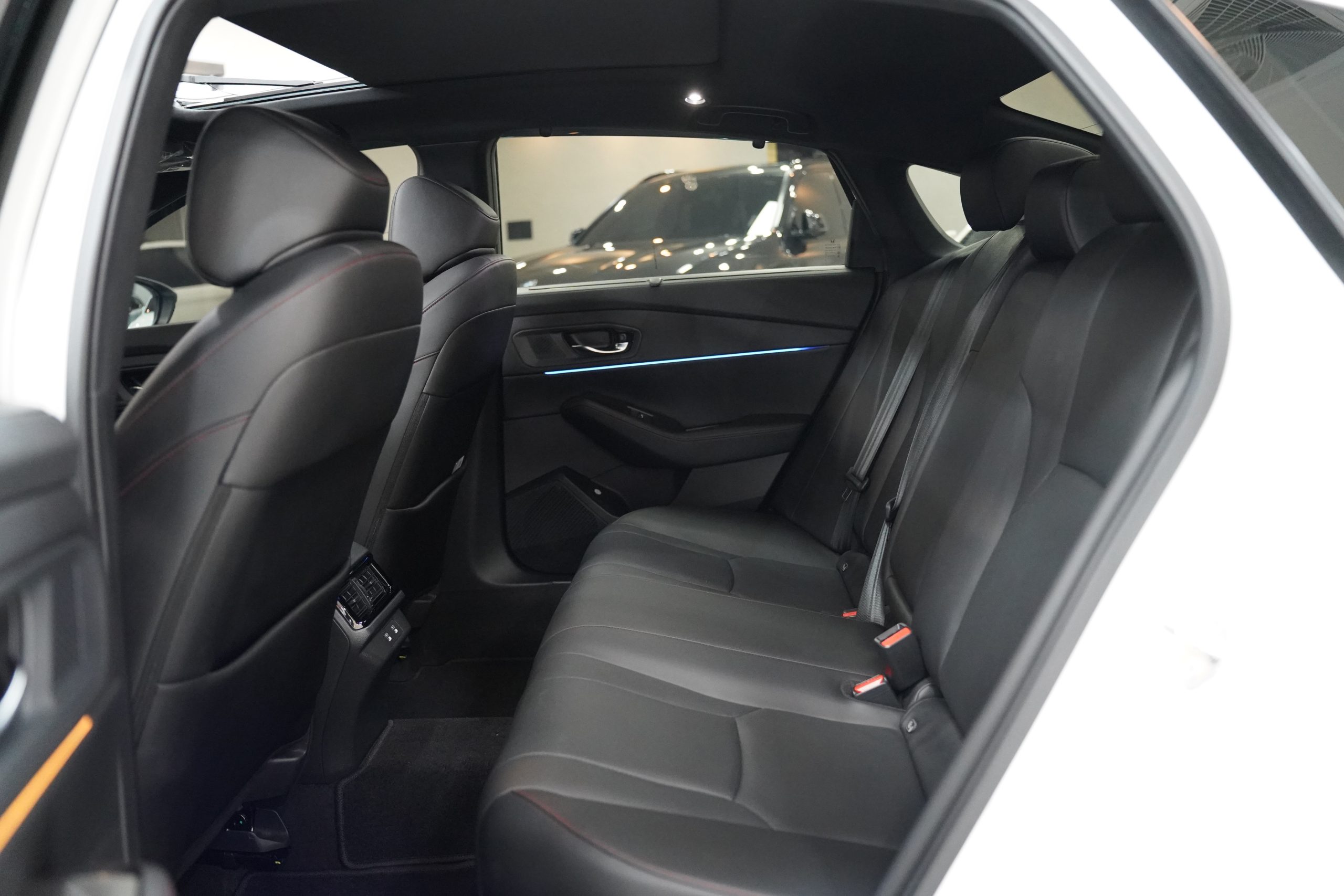 2025 Honda Accord e:HEV RS - Image 18