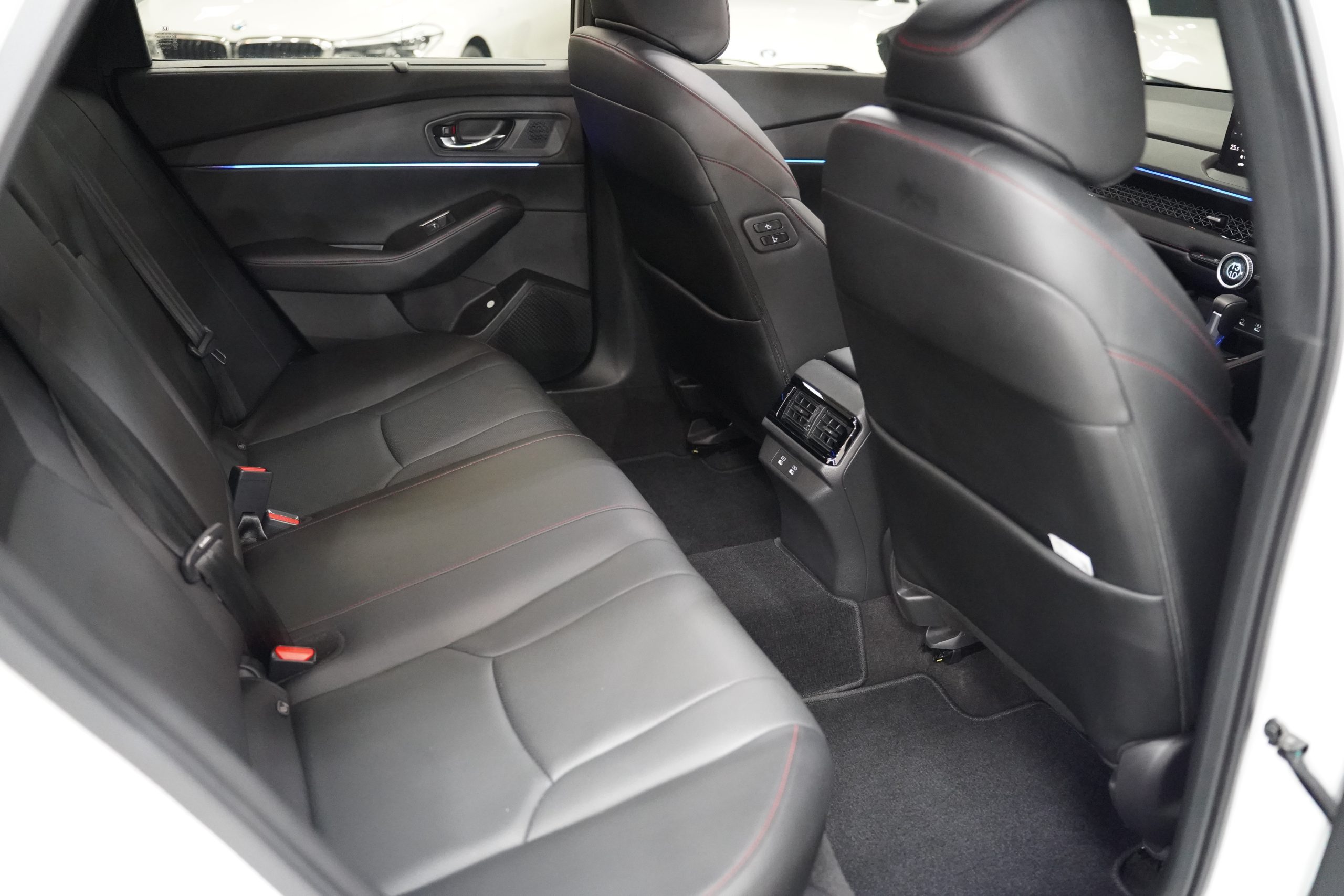2025 Honda Accord e:HEV RS - Image 19