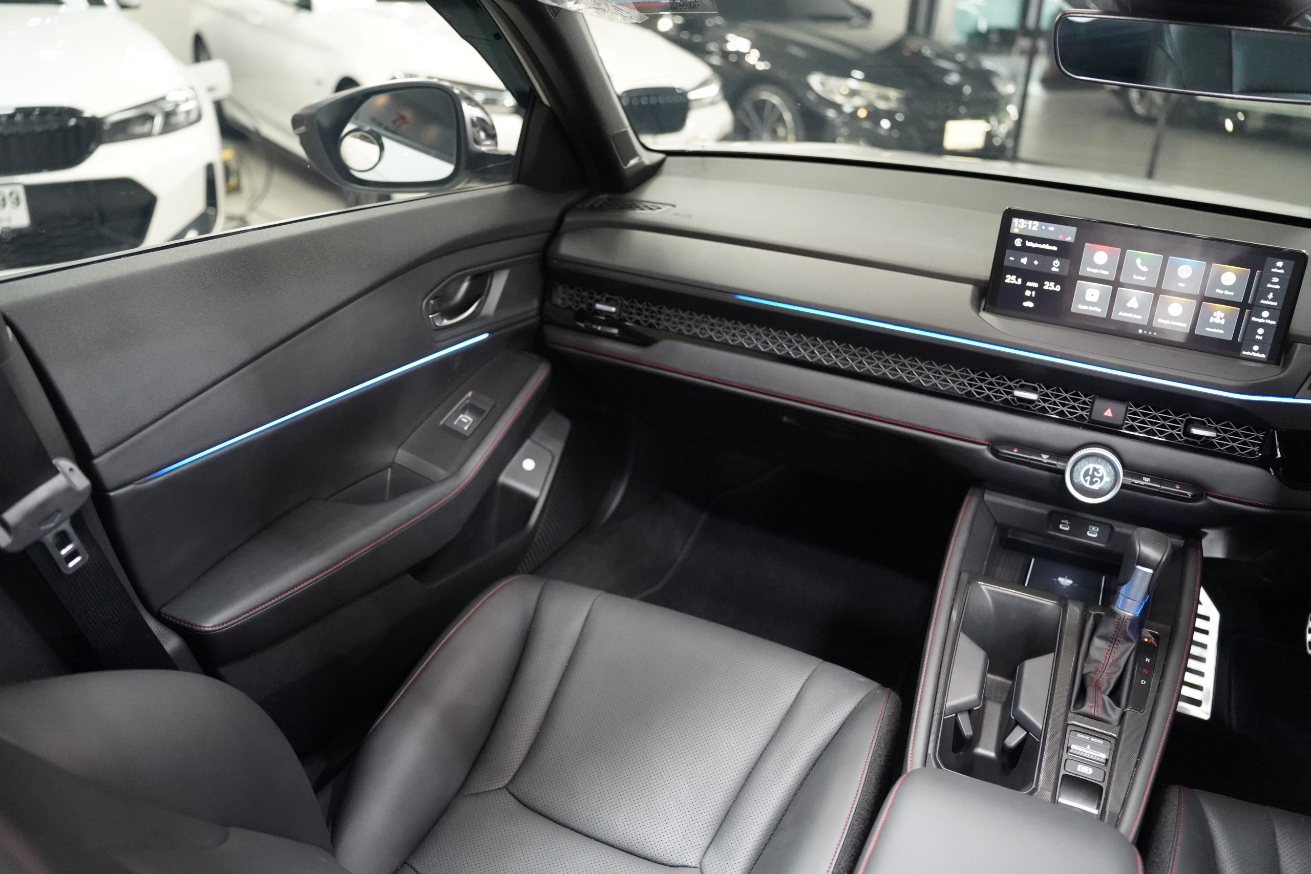 2025 Honda Accord e:HEV RS - Image 22