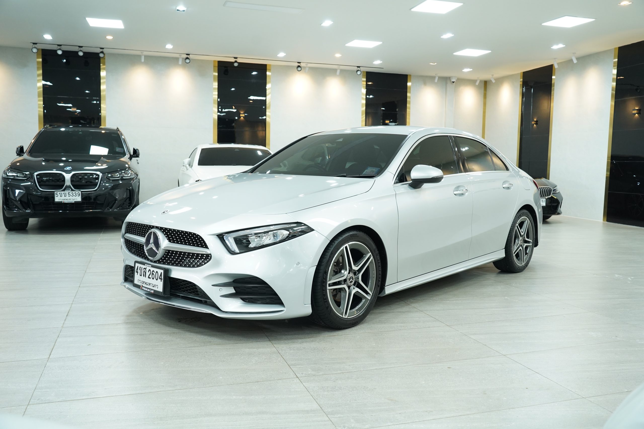2023 Mercedes-Benz A200 AMG Dynamic - Image 4