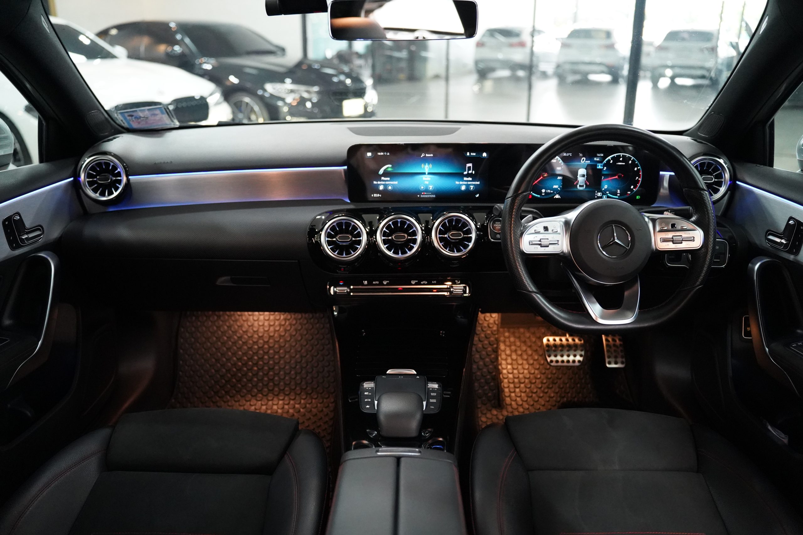 2023 Mercedes-Benz A200 AMG Dynamic - Image 21