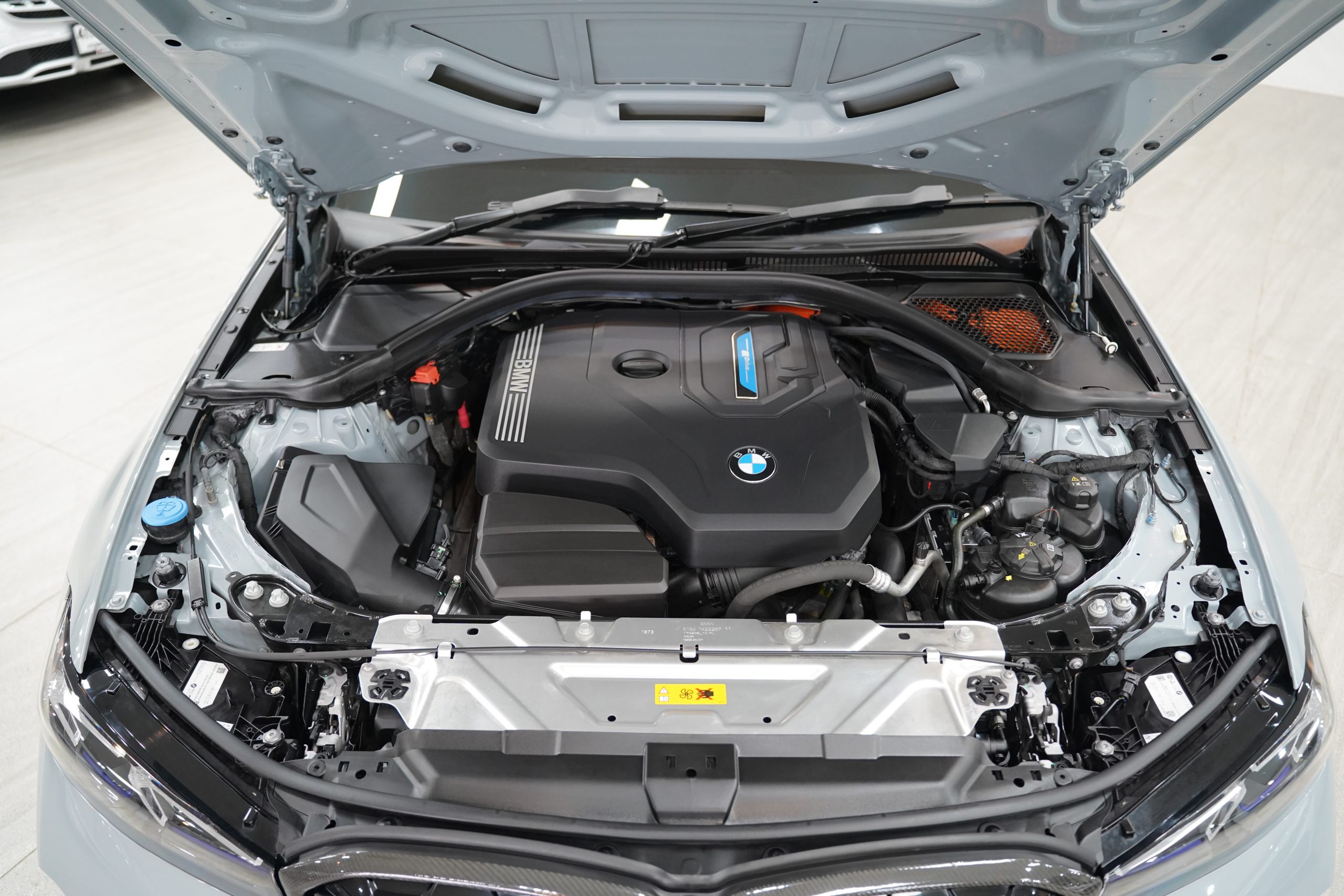 2024 BMW 330e M Sport (G20 LCI) - Image 13