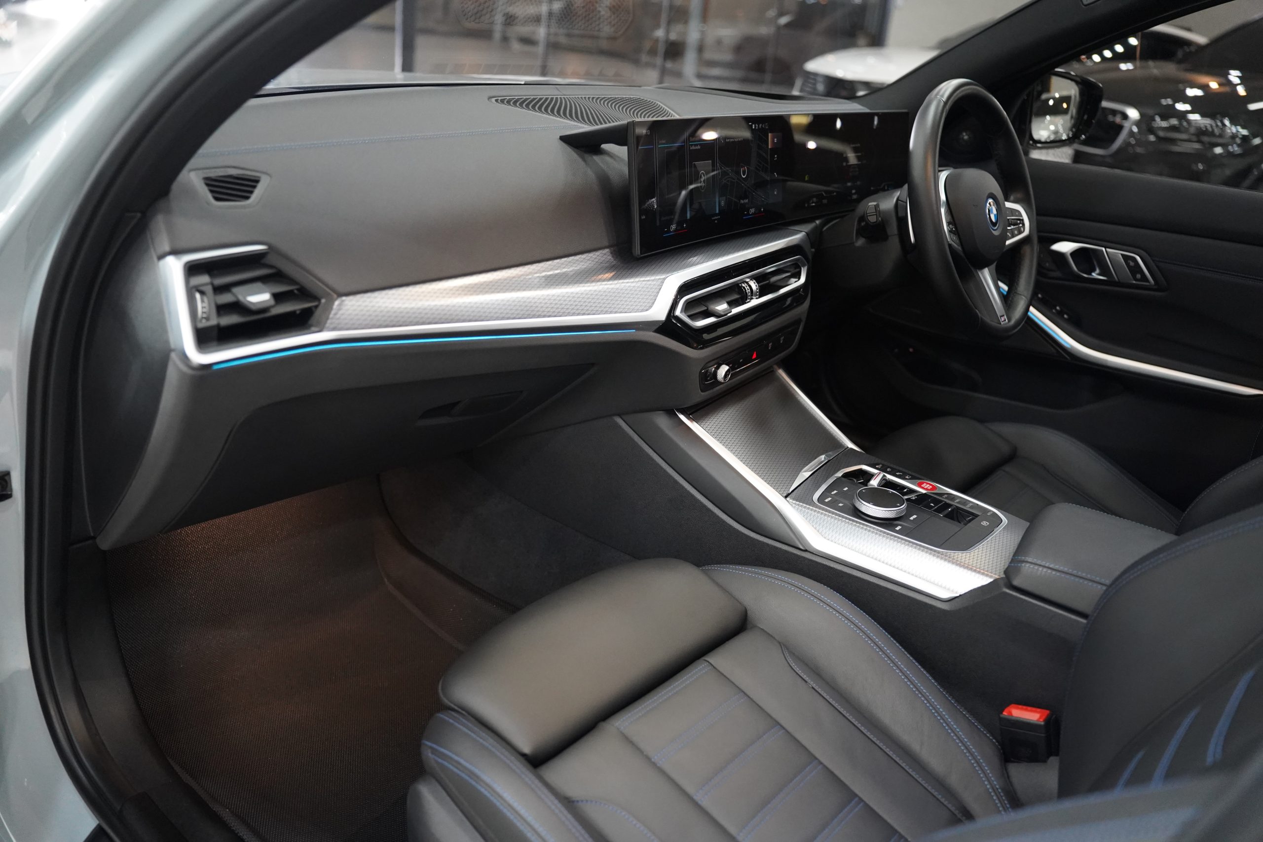 2024 BMW 330e M Sport (G20 LCI) - Image 16