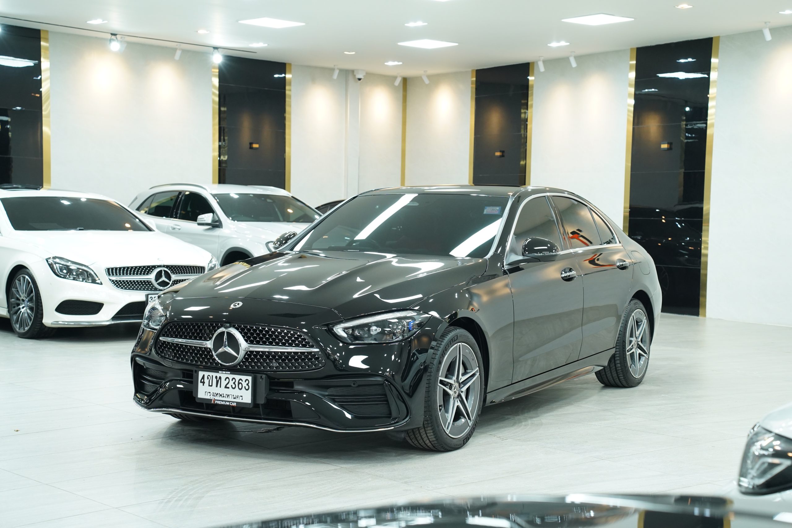2023 Mercedes-Benz C350e AMG Dynamic (W206) - Image 4