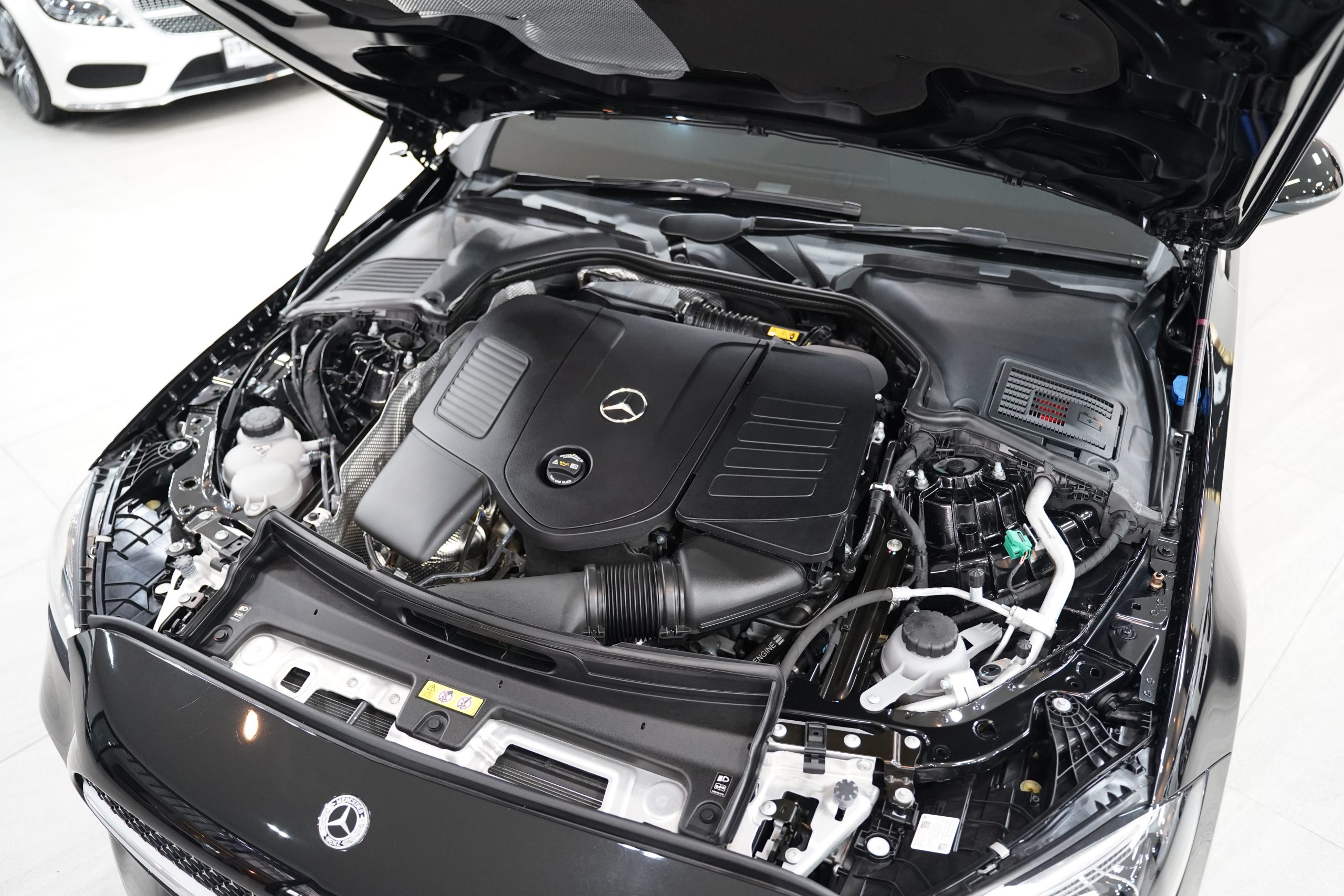 2023 Mercedes-Benz C350e AMG Dynamic (W206) - Image 21