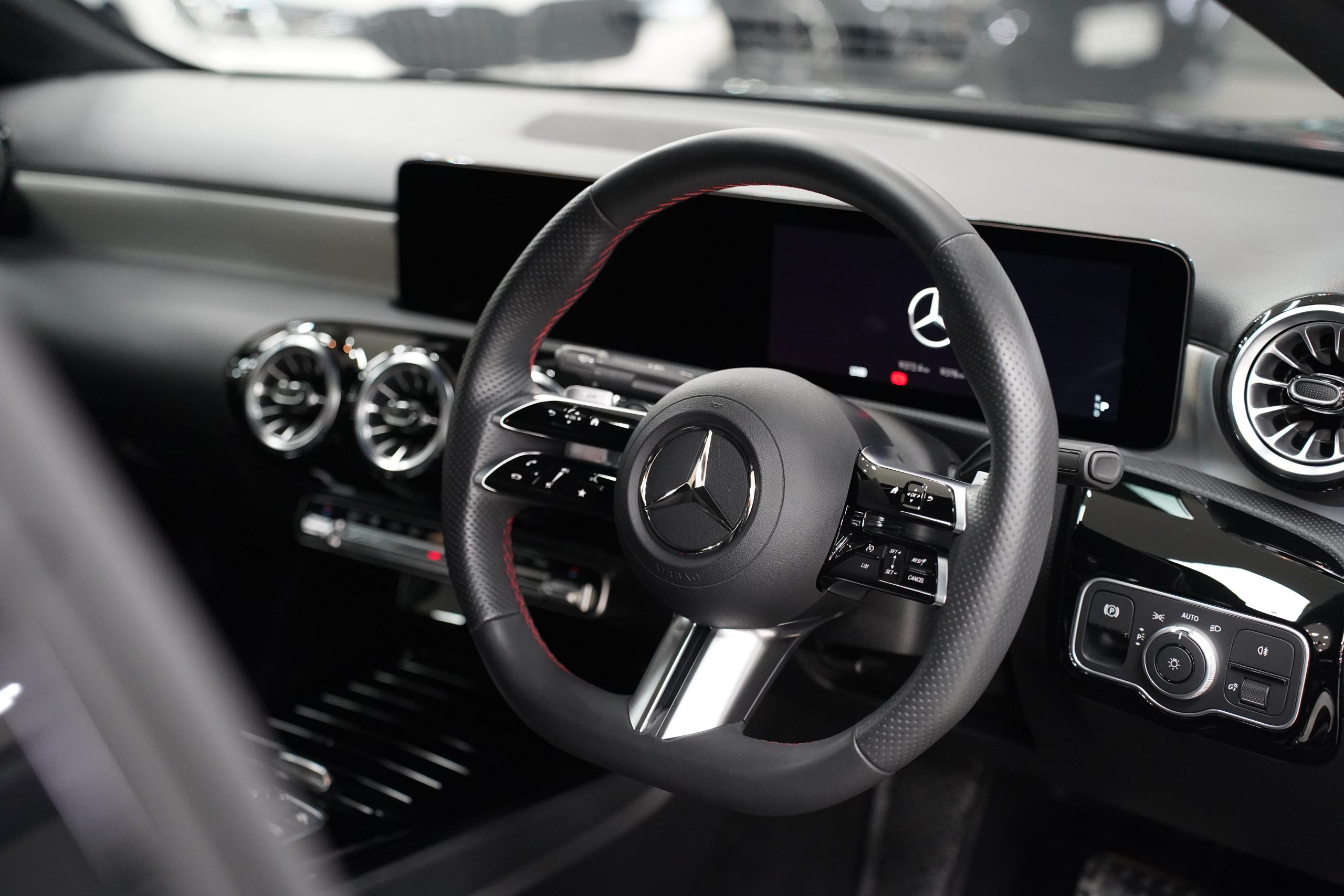2025 Mercedes-Benz A200 AMG Dynamic Facelift (W177) - Image 17