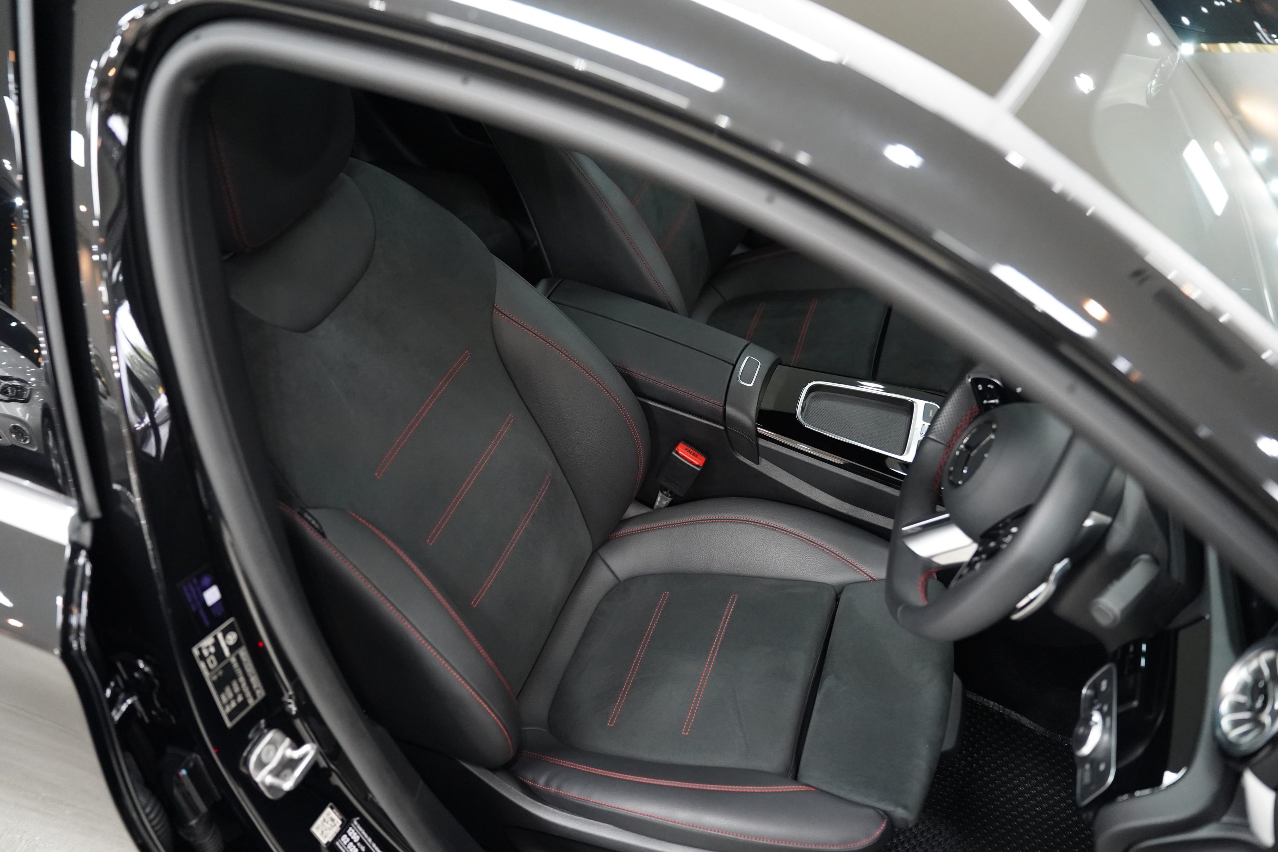 2025 Mercedes-Benz A200 AMG Dynamic Facelift (W177) - Image 19