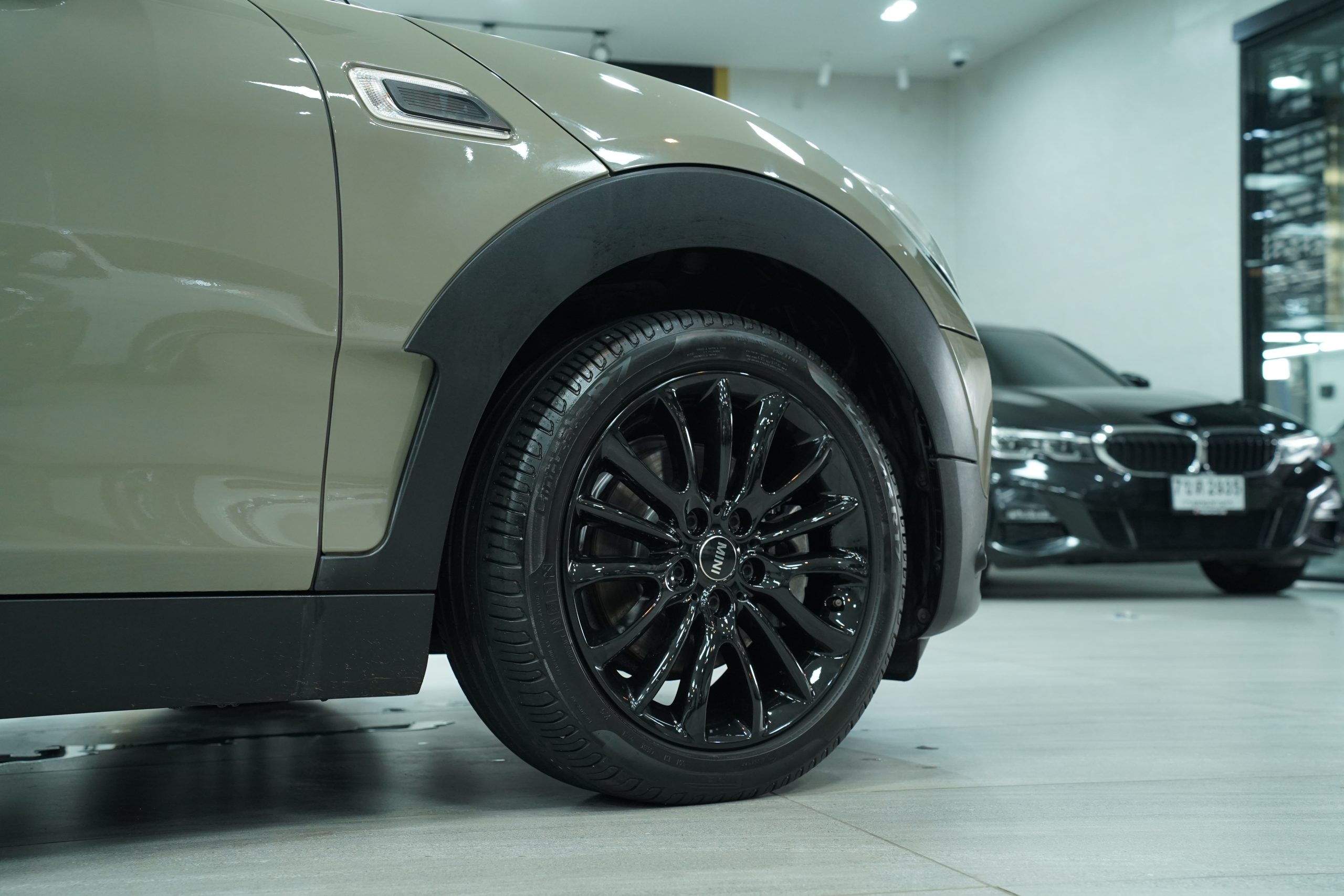 2019 MINI Cooper Clubman - Image 10