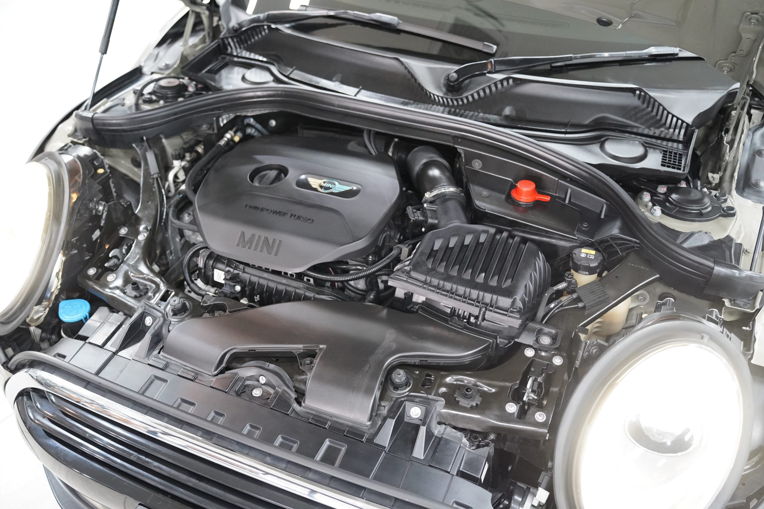 2019 MINI Cooper Clubman - Image 20