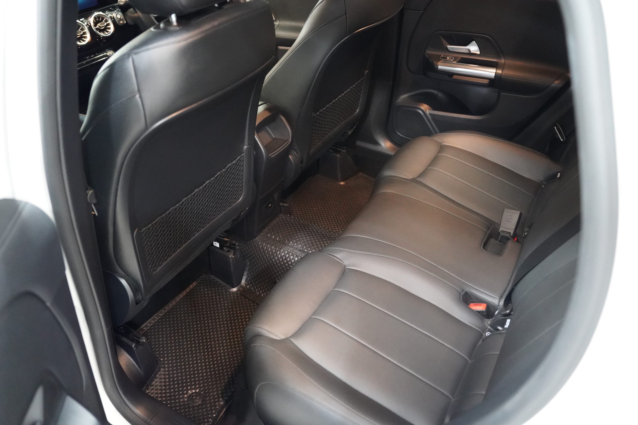 2022 Mercedes-Benz GLA 200 Progressive - Image 12
