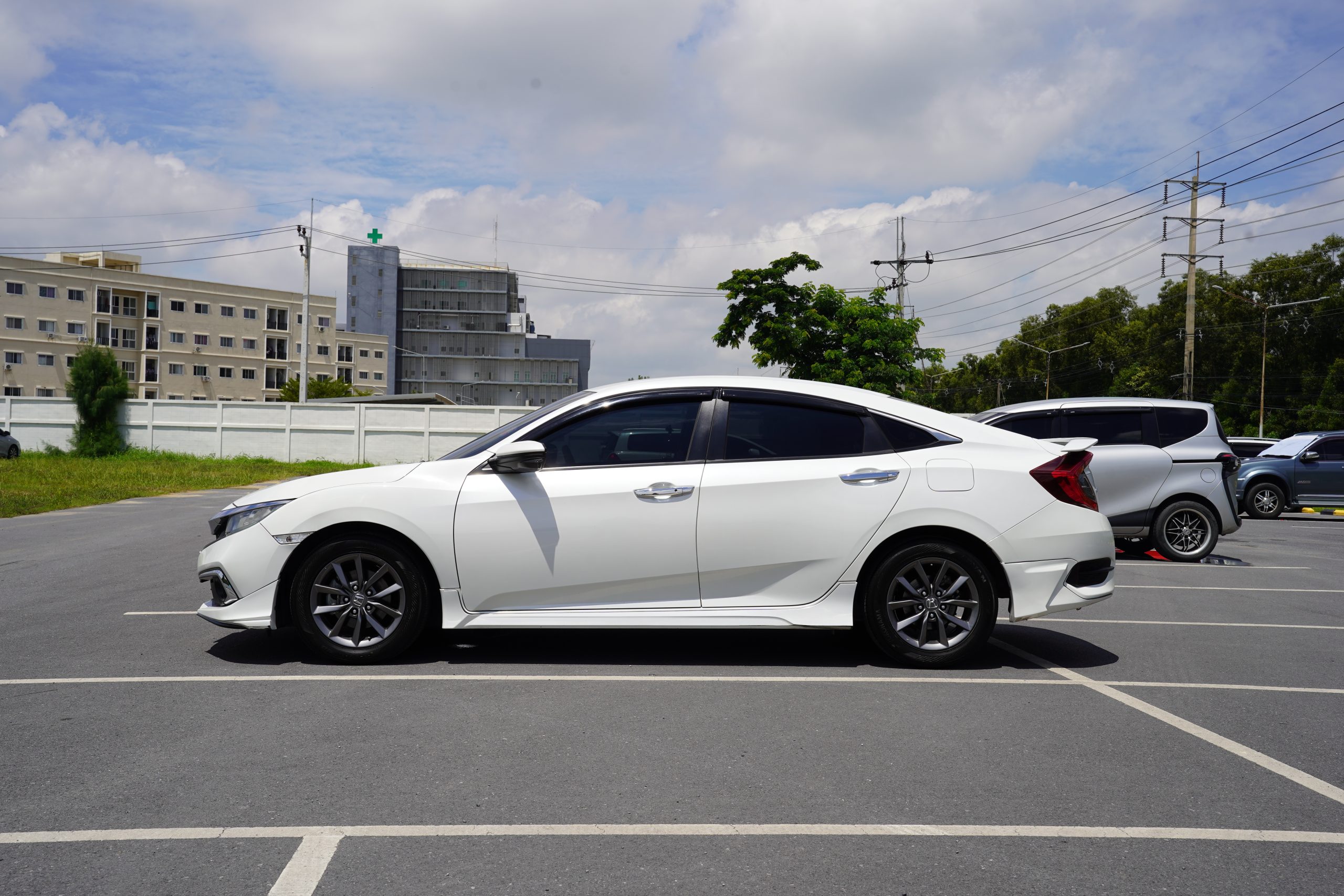 2019 Honda Civic FC 1.8 EL - Image 5