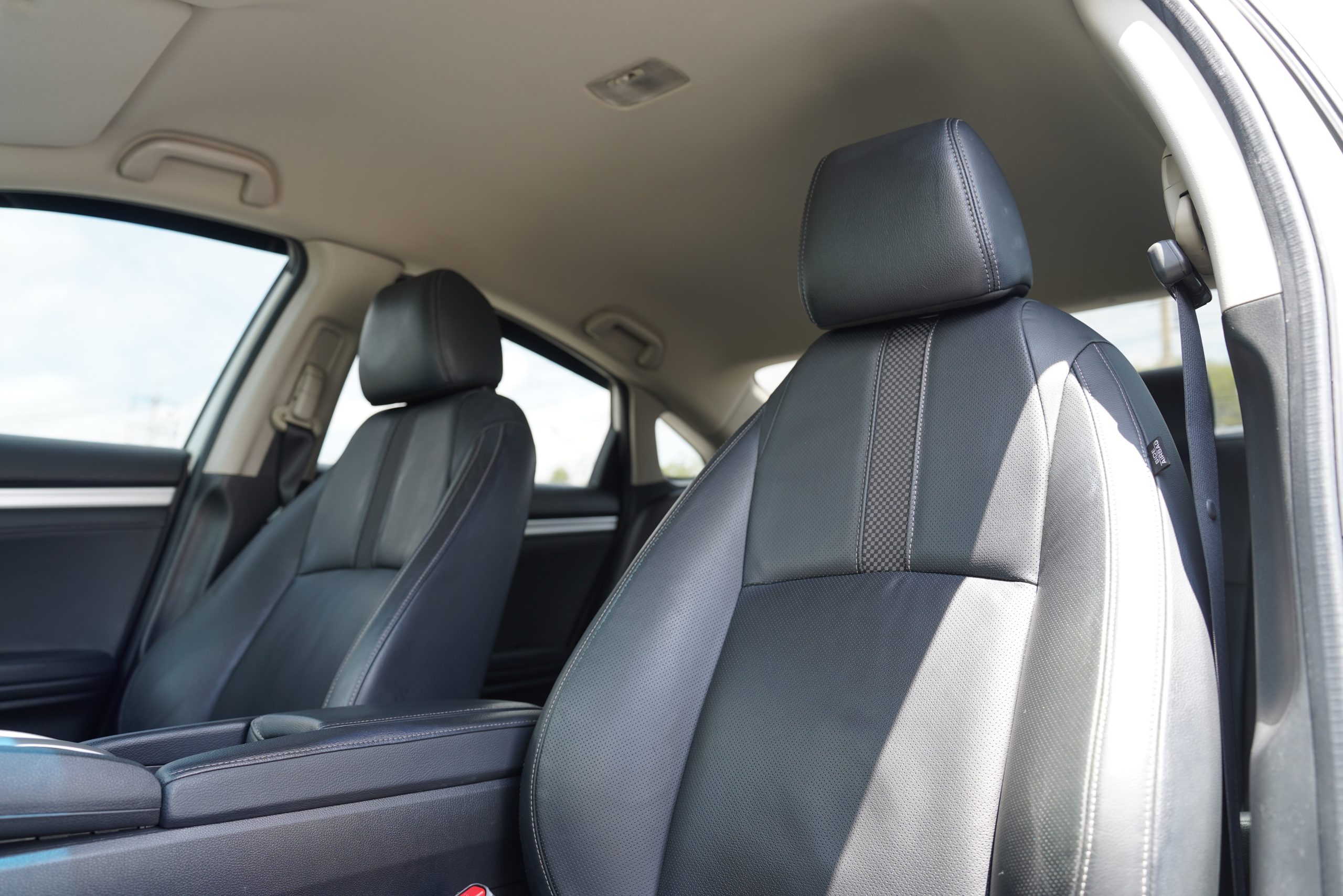 2019 Honda Civic FC 1.8 EL - Image 15