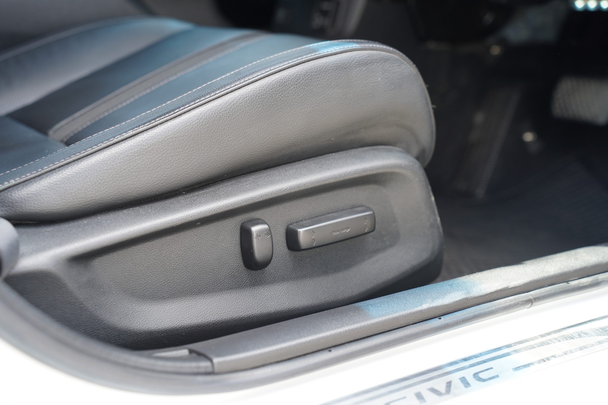 2019 Honda Civic FC 1.8 EL - Image 17