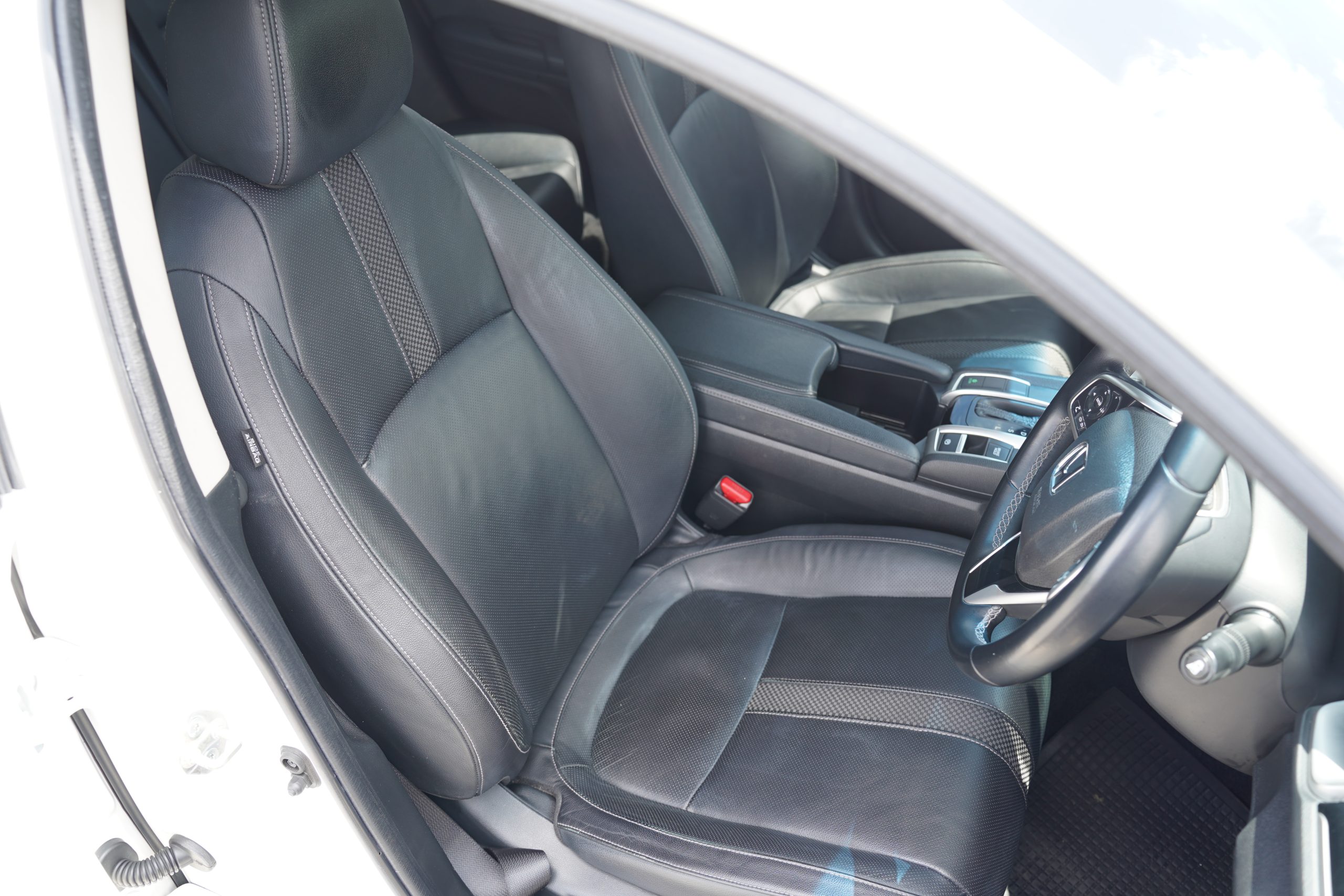 2019 Honda Civic FC 1.8 EL - Image 18