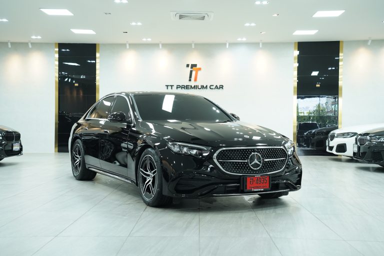 2026 Mercedes-Benz E220 d AMG Line