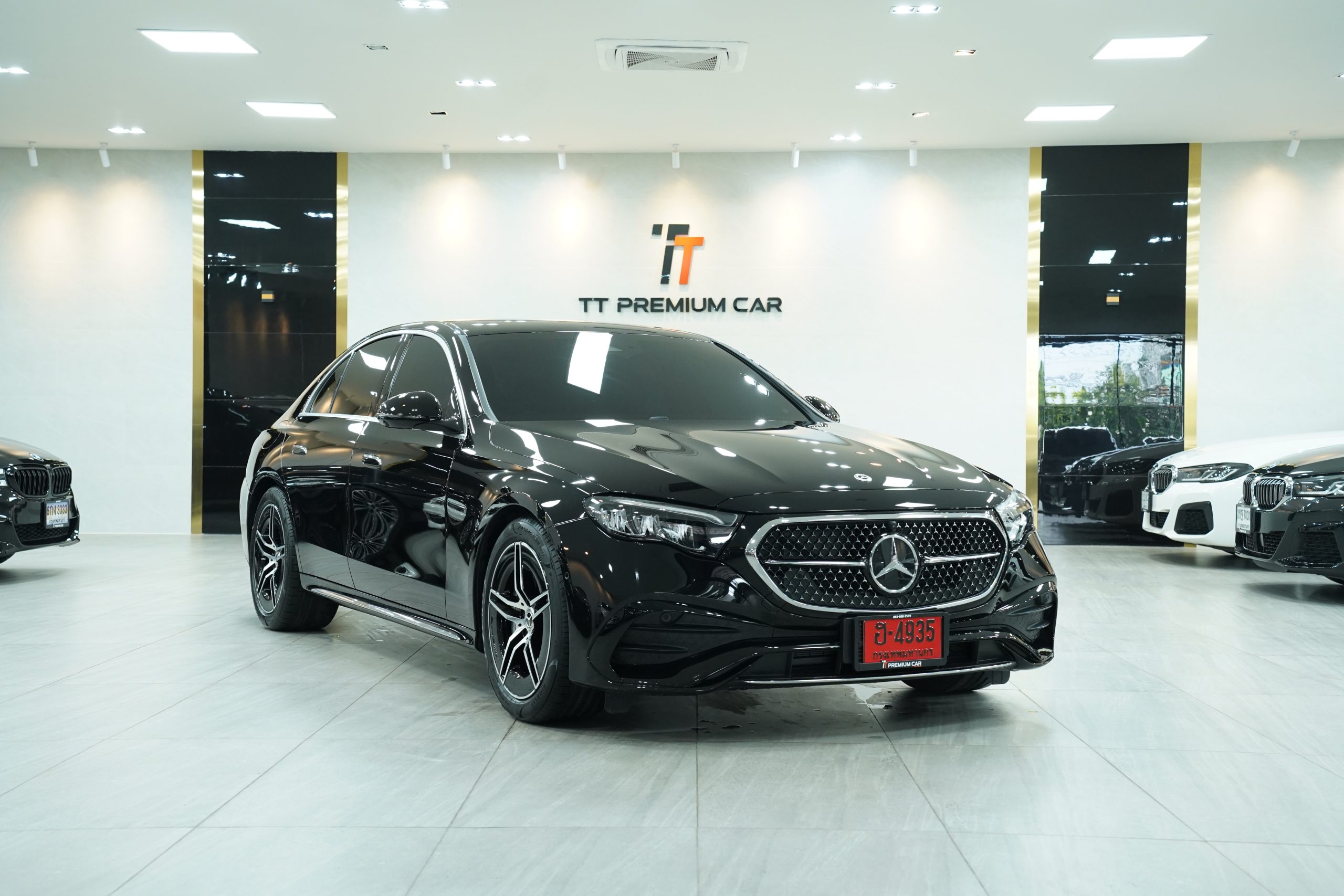 2026 Mercedes-Benz E220 d AMG Line