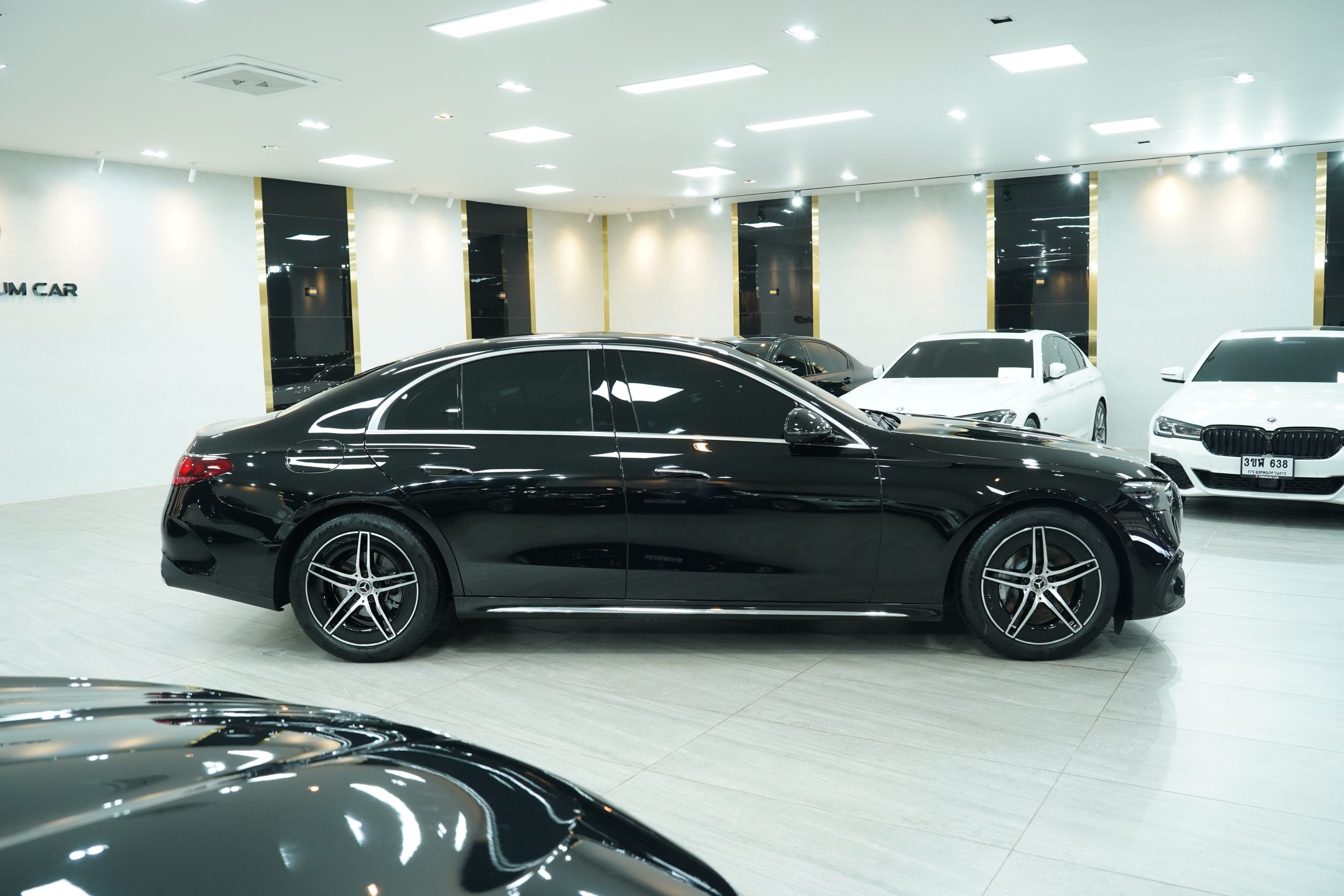 2026 Mercedes-Benz E220 d AMG Line - Image 9