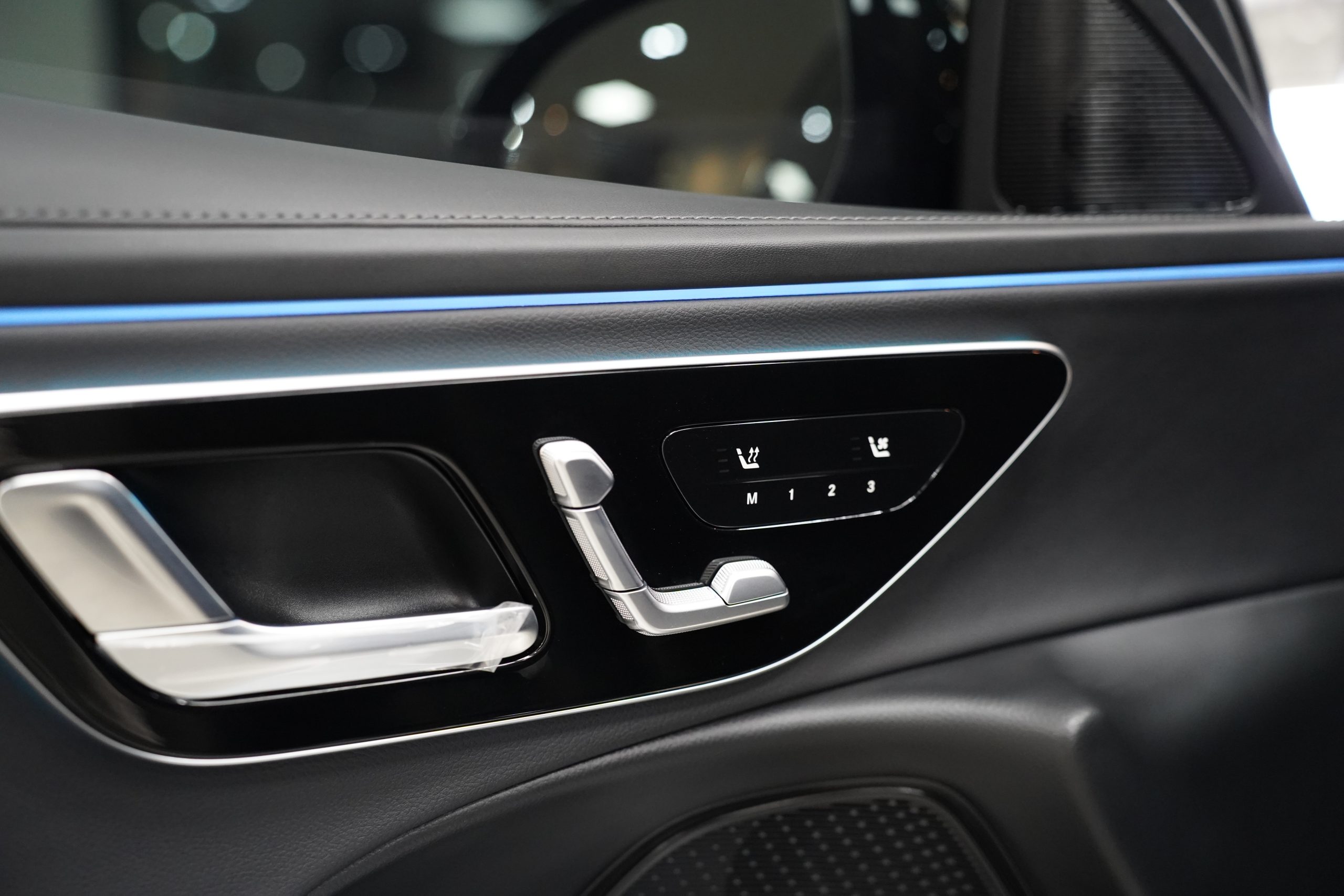 2026 Mercedes-Benz E220 d AMG Line - Image 17