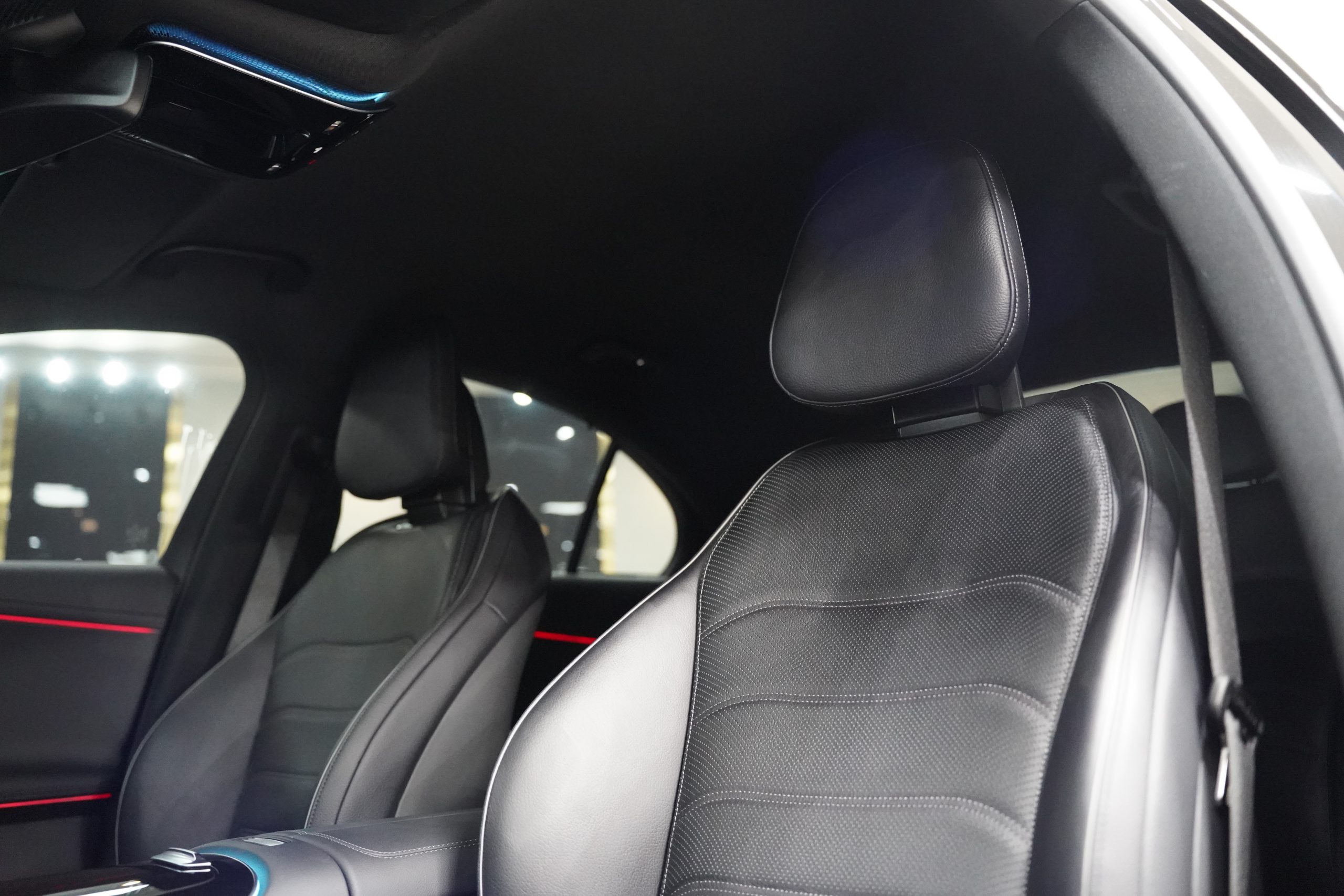 2026 Mercedes-Benz E220 d AMG Line - Image 18