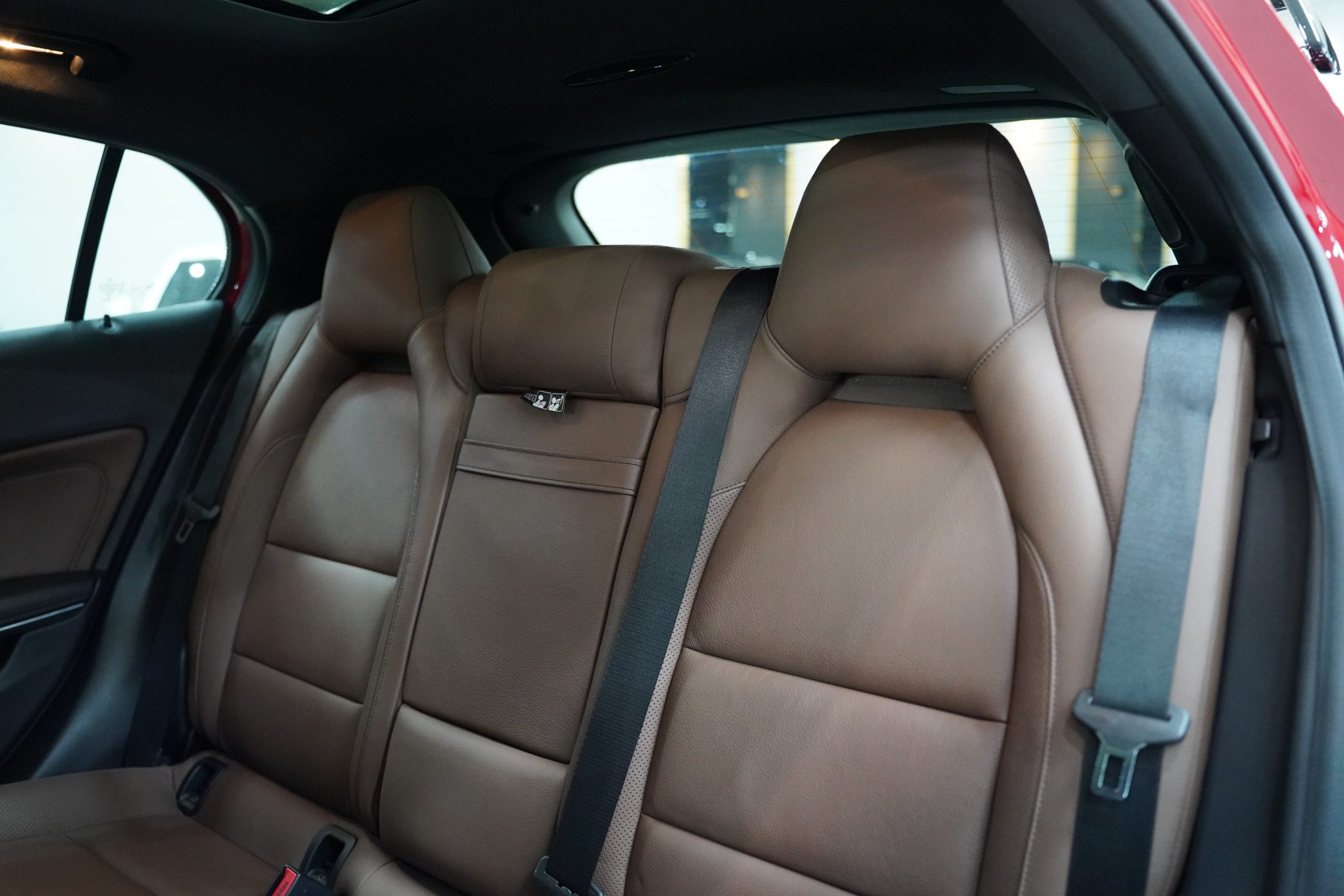 2017 Mercedes-AMG GLA 45 4MATIC - Image 13