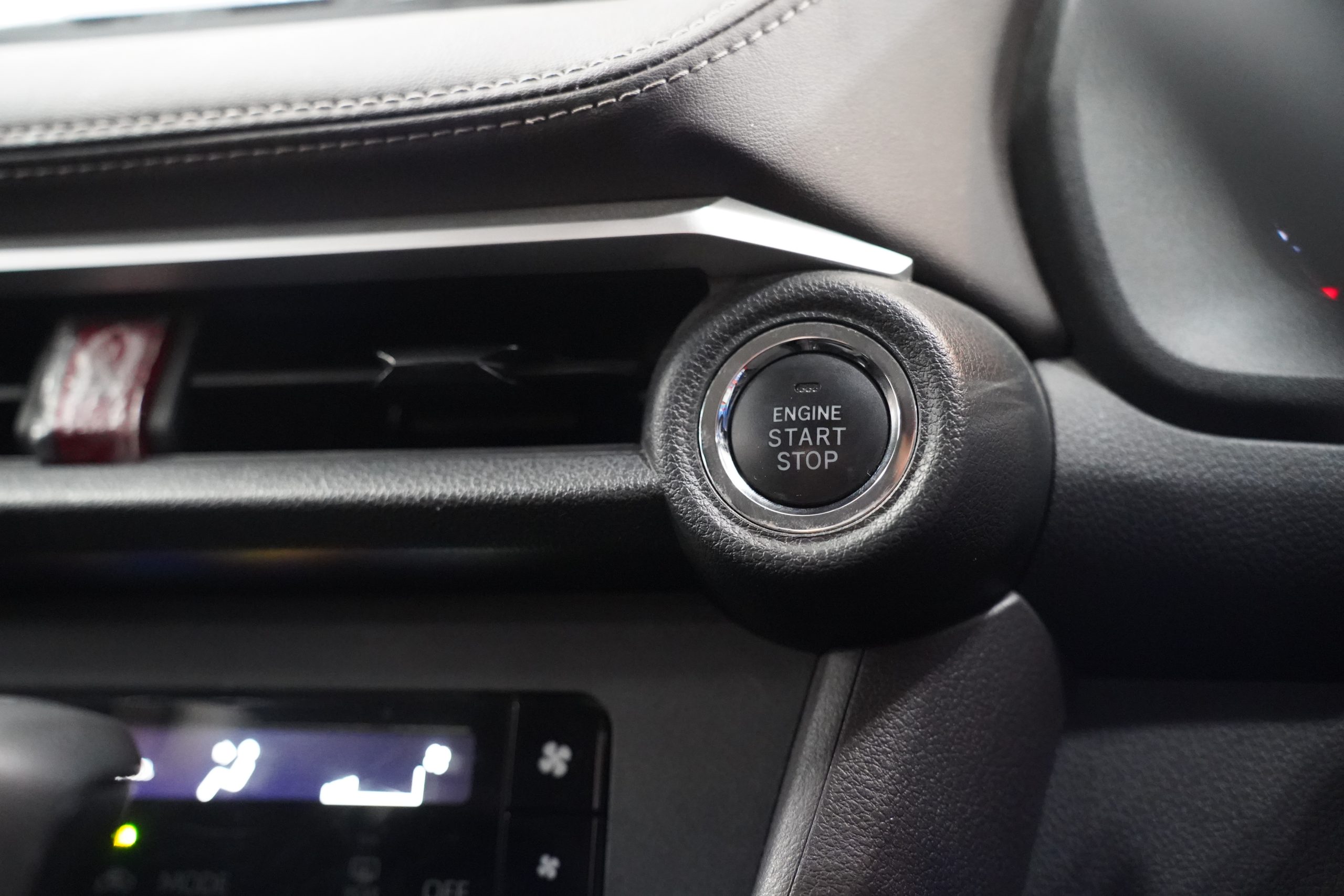 2024 Toyota Yaris ATIV รุ่น Sport - Image 22