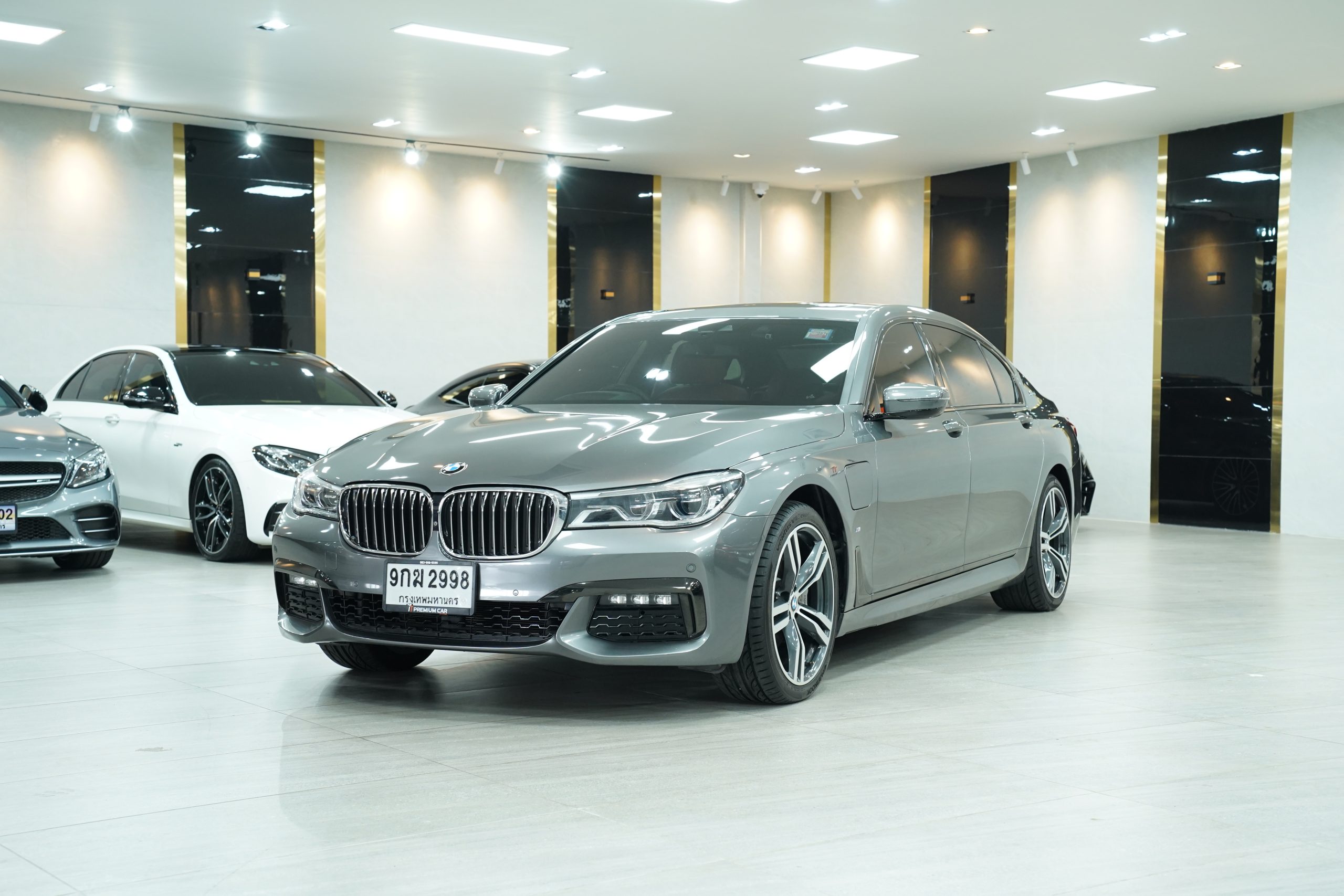 2019 BMW 740Le xDrive M Sport - Image 4
