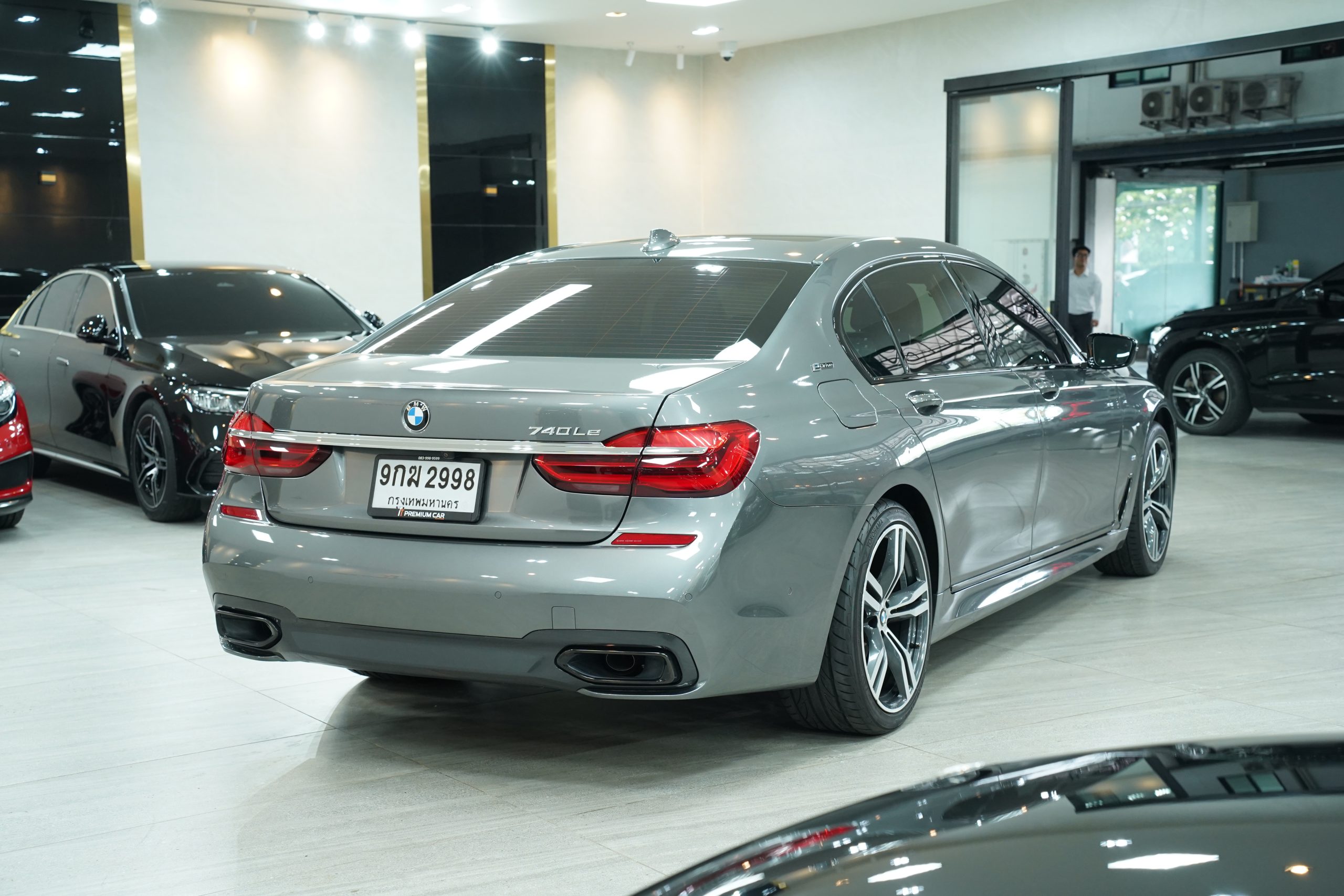 2019 BMW 740Le xDrive M Sport - Image 8
