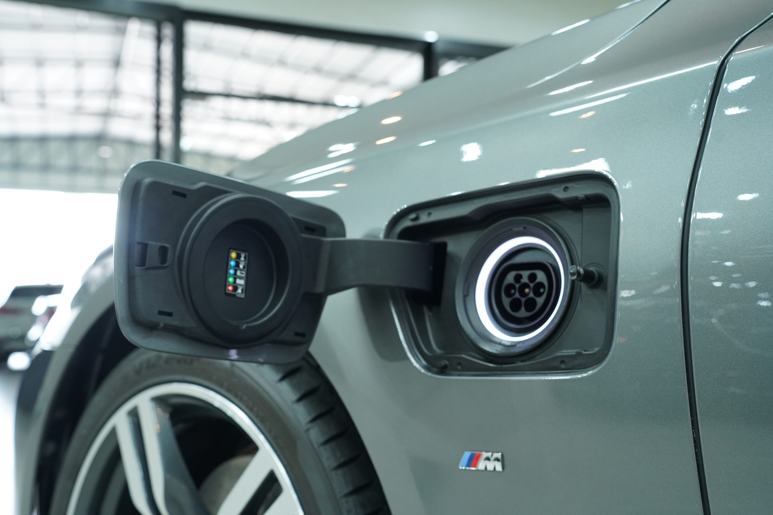 2019 BMW 740Le xDrive M Sport - Image 20