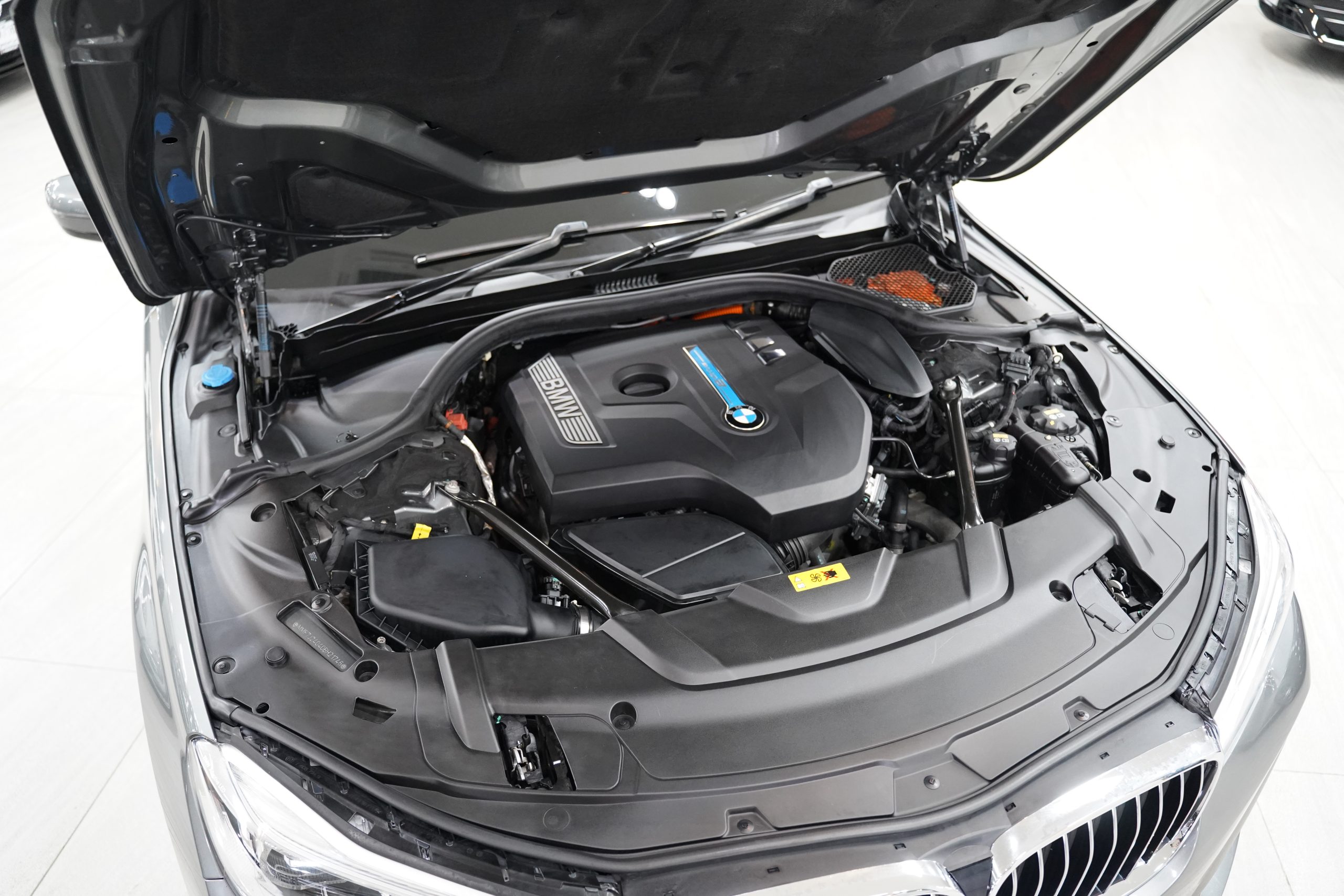 2019 BMW 740Le xDrive M Sport - Image 23
