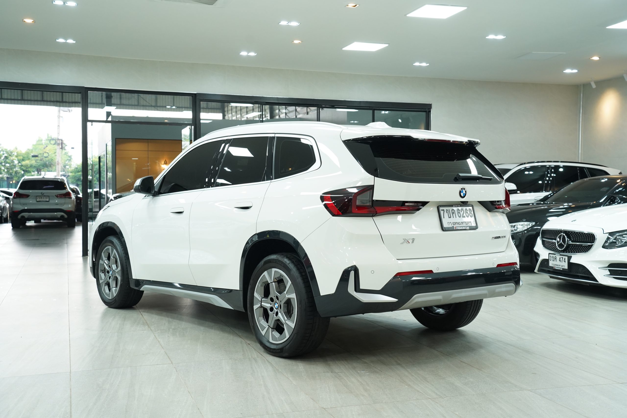 2025 BMW X1 sDrive20i xLine - Image 6