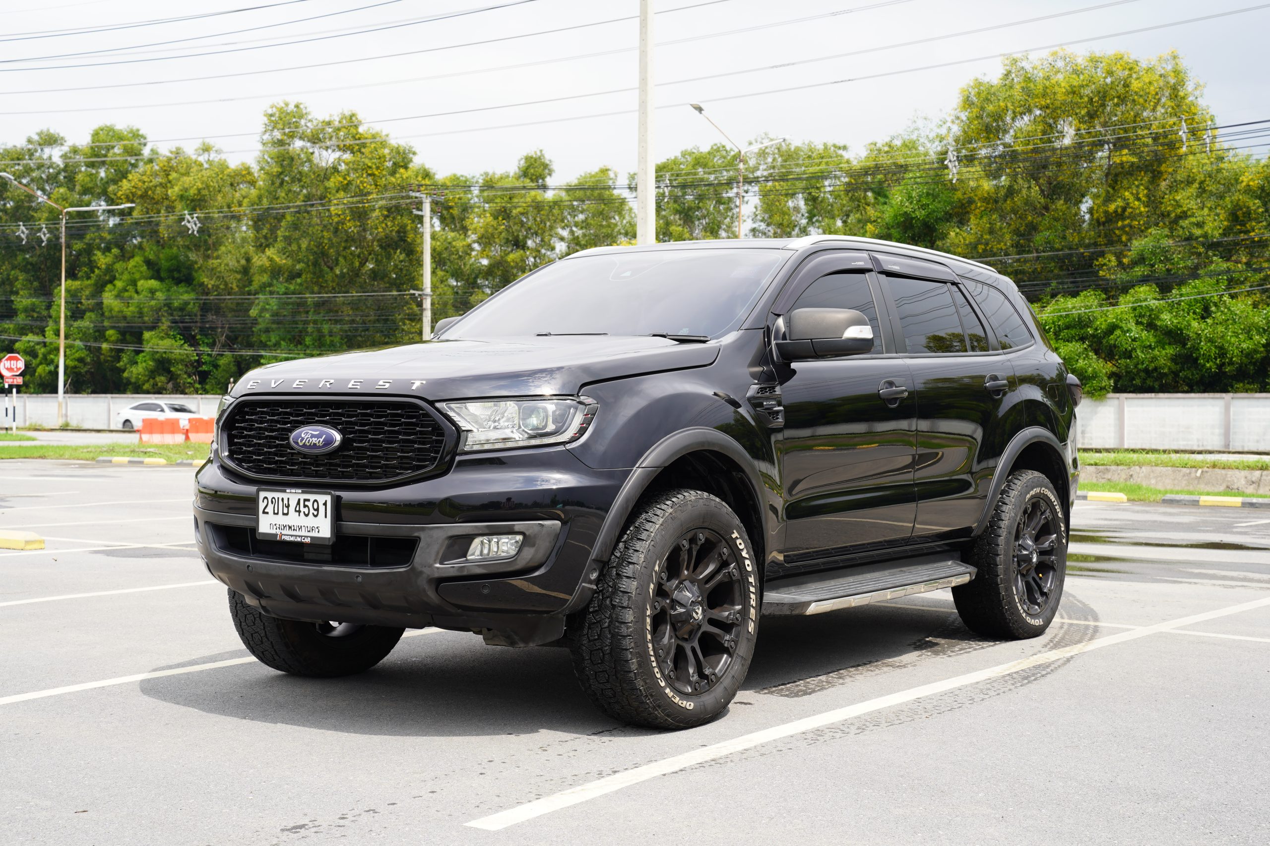 2022Ford Everest 2.0 Titanium Plus 4WD - Image 4