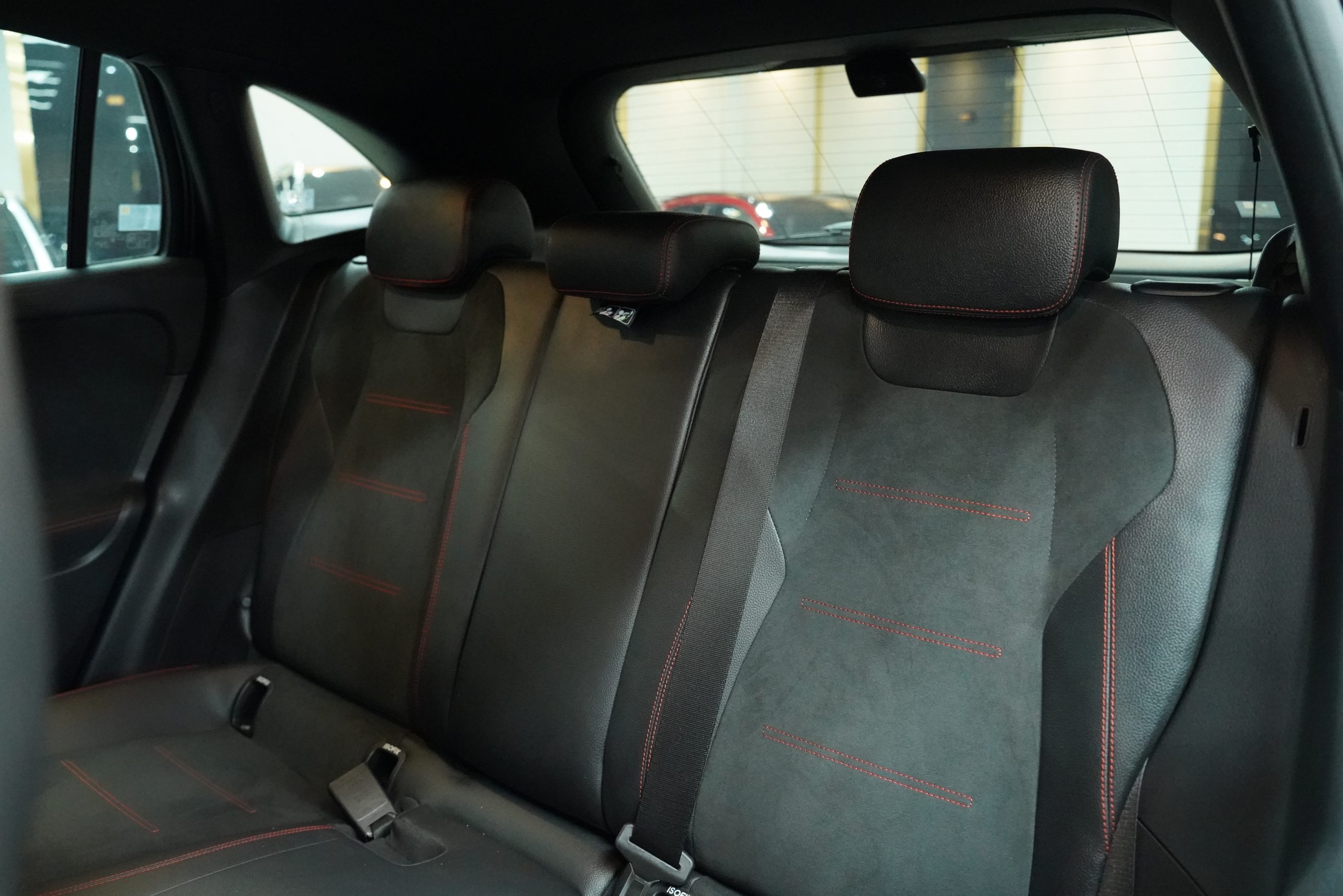 2022 Mercedes-Benz GLA 200 AMG Line (W247) - Image 13
