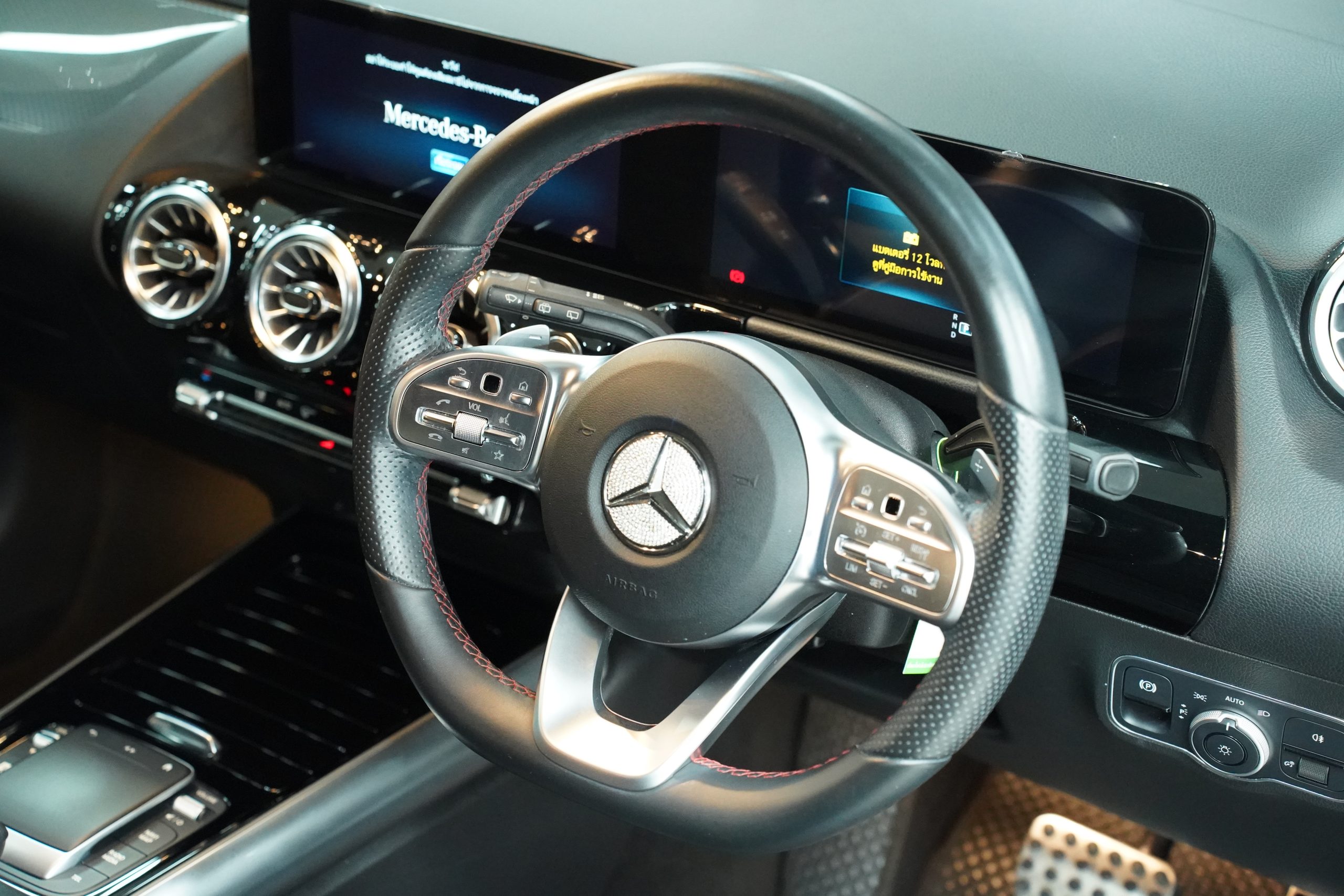 2022 Mercedes-Benz GLA 200 AMG Line (W247) - Image 18