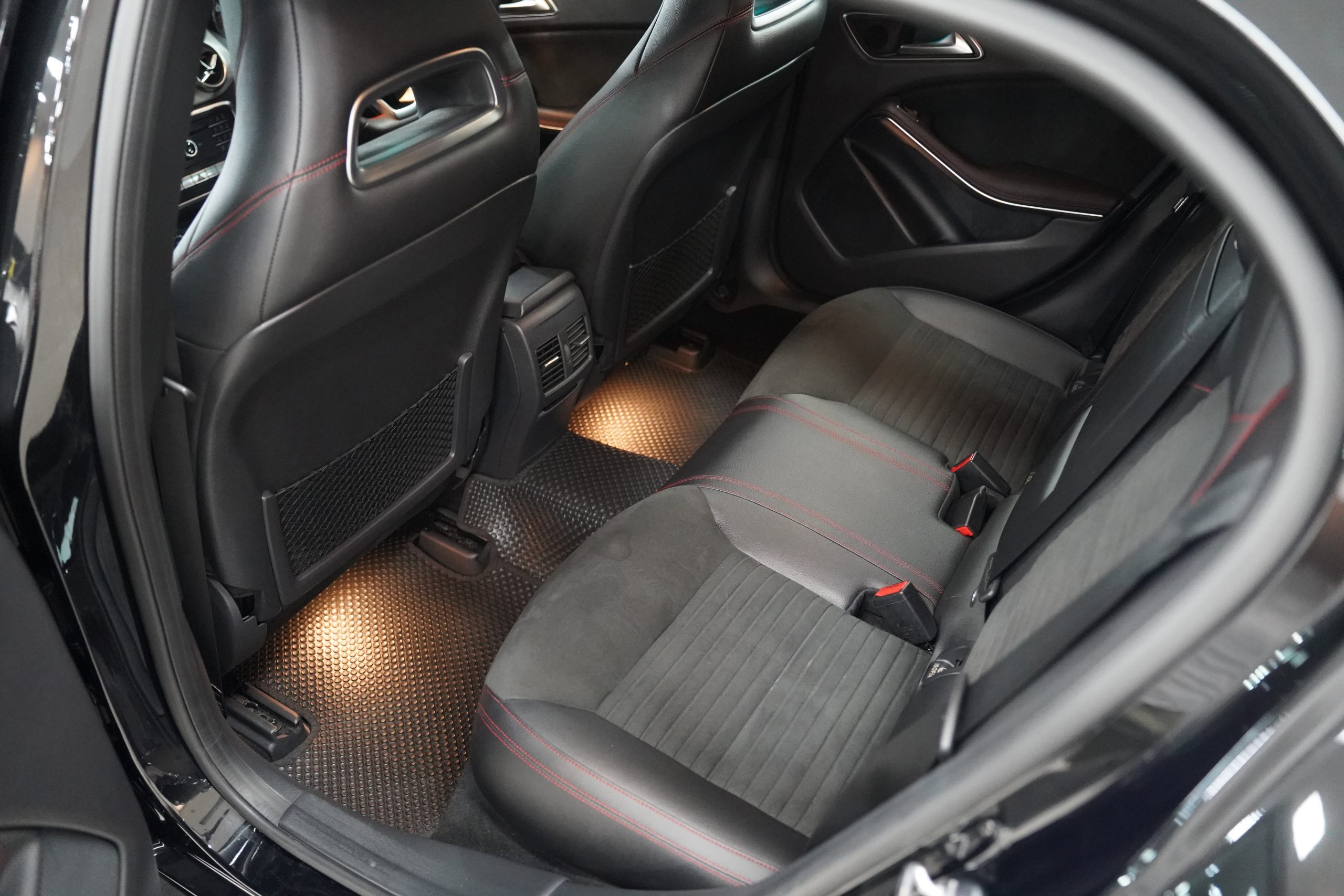 2019 Mercedes-Benz GLA250 AMG W156 - Image 12