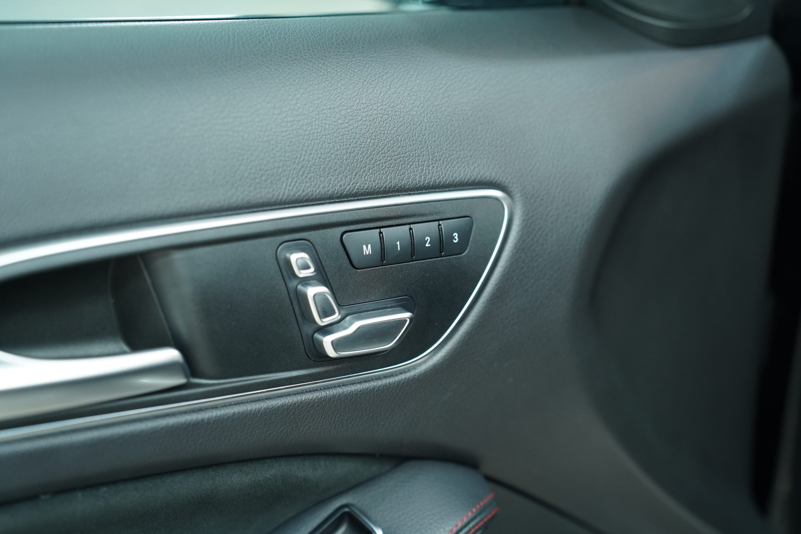 2019 Mercedes-Benz GLA250 AMG W156 - Image 14