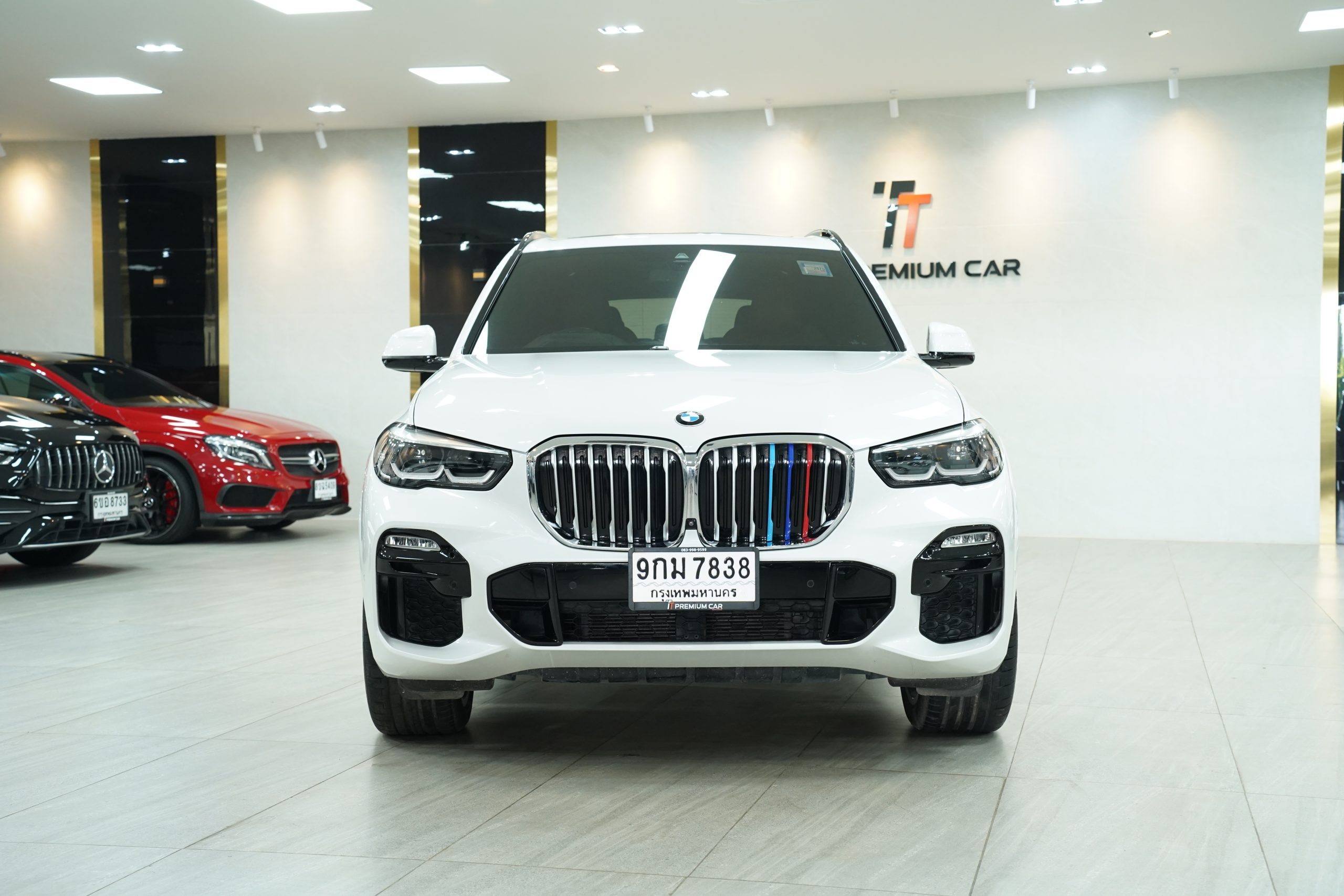 2020 BMW X5 xDrive45e M Sport Plug-in Hybrid G05 - Image 3