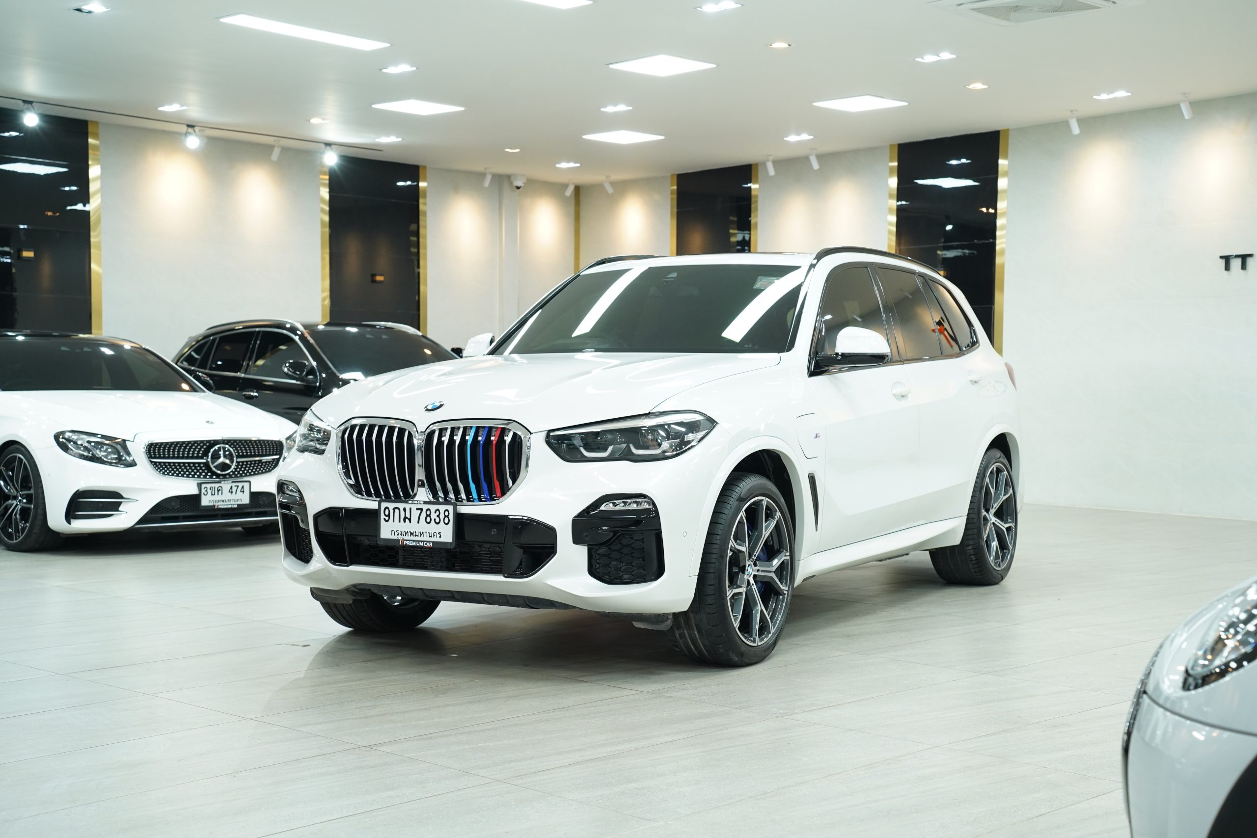 2020 BMW X5 xDrive45e M Sport Plug-in Hybrid G05 - Image 4