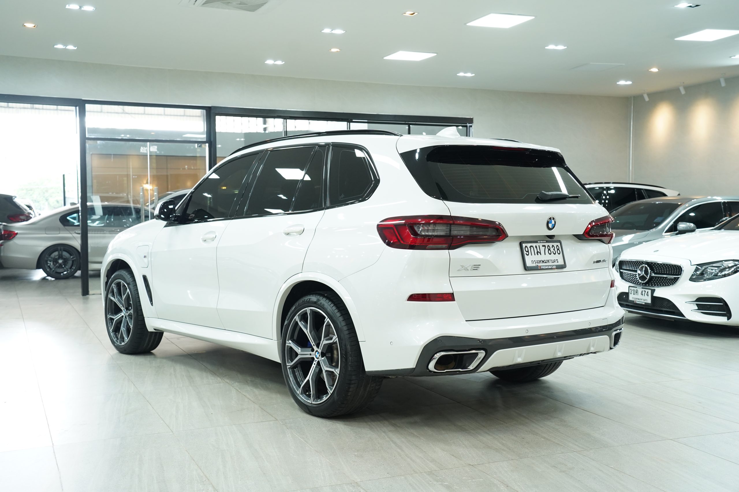 2020 BMW X5 xDrive45e M Sport Plug-in Hybrid G05 - Image 6