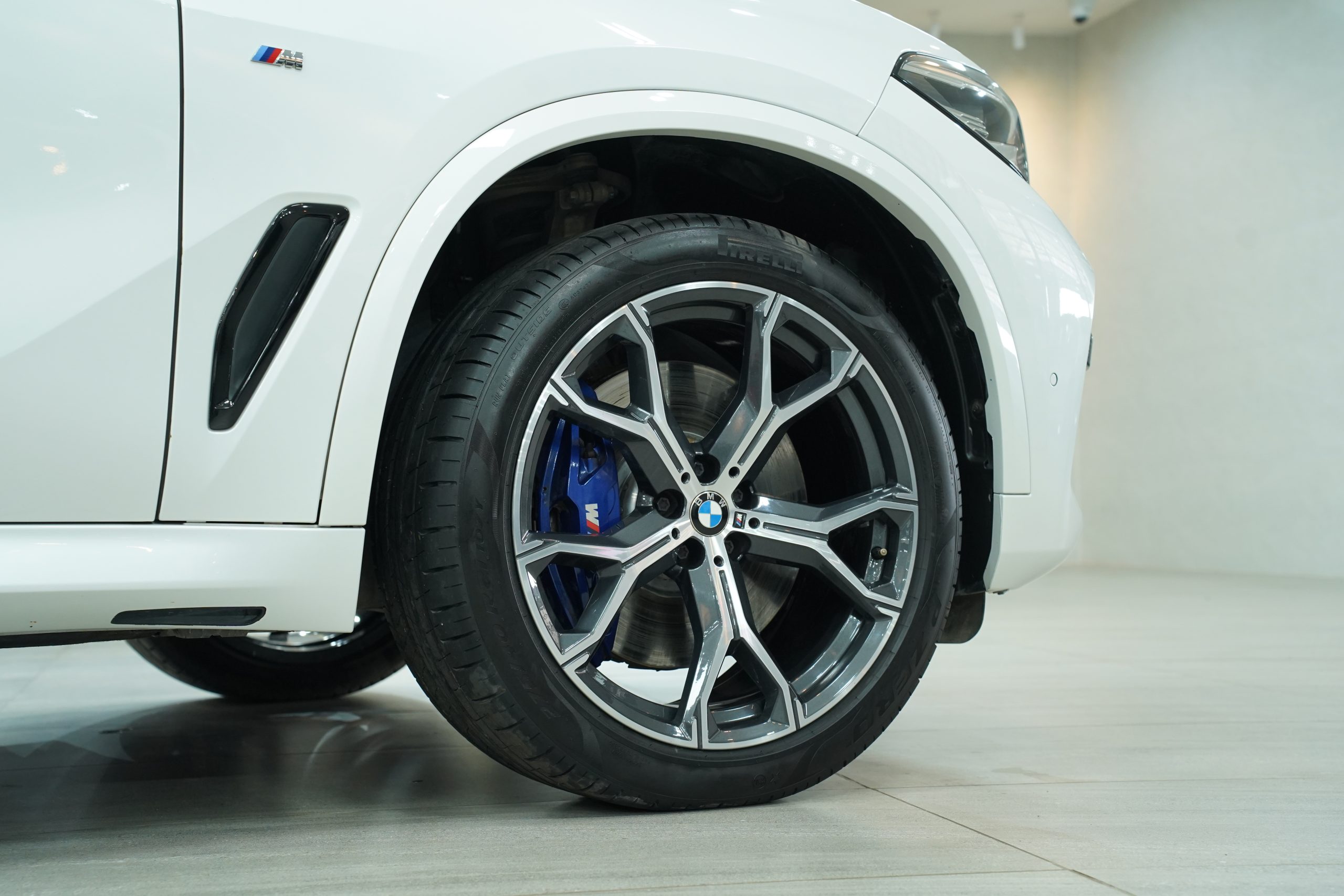 2020 BMW X5 xDrive45e M Sport Plug-in Hybrid G05 - Image 10