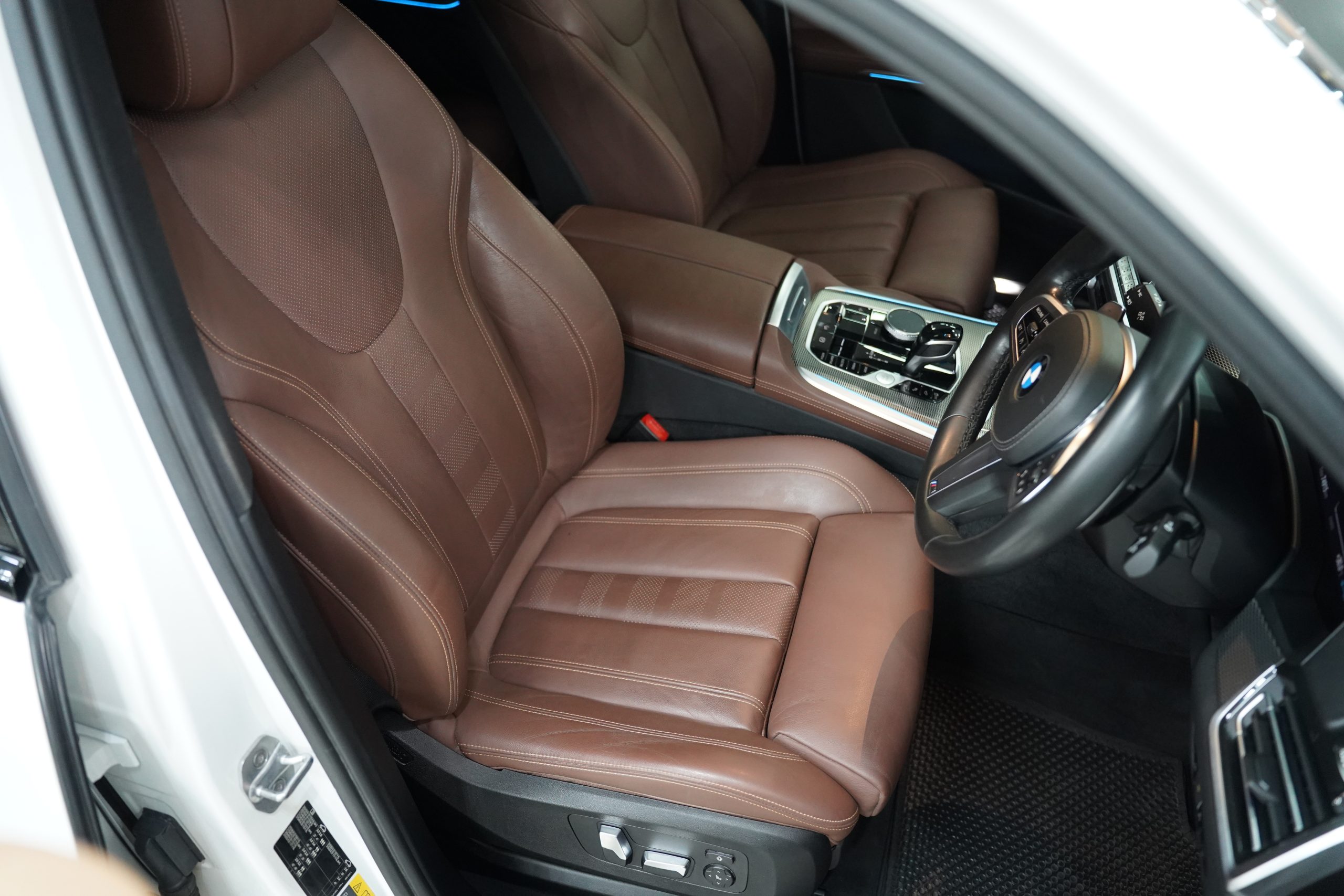 2020 BMW X5 xDrive45e M Sport Plug-in Hybrid G05 - Image 18