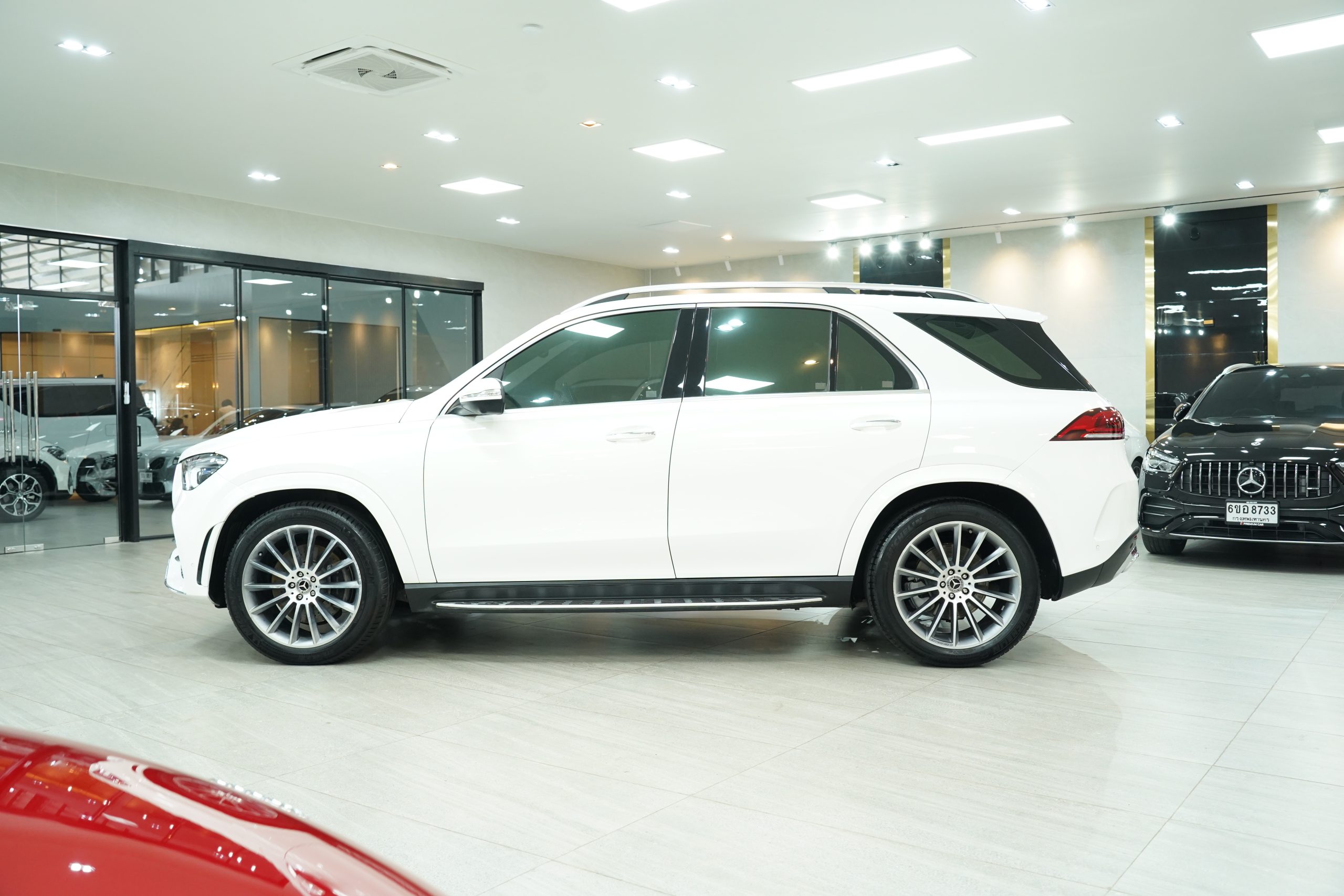 2021 Mercedes-Benz GLE 300 d 4MATIC AMG Dynamic (W167) - Image 4