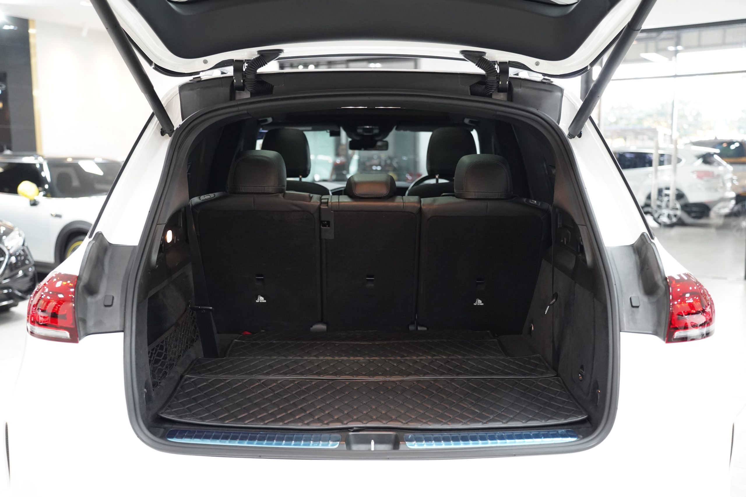2021 Mercedes-Benz GLE 300 d 4MATIC AMG Dynamic (W167) - Image 10