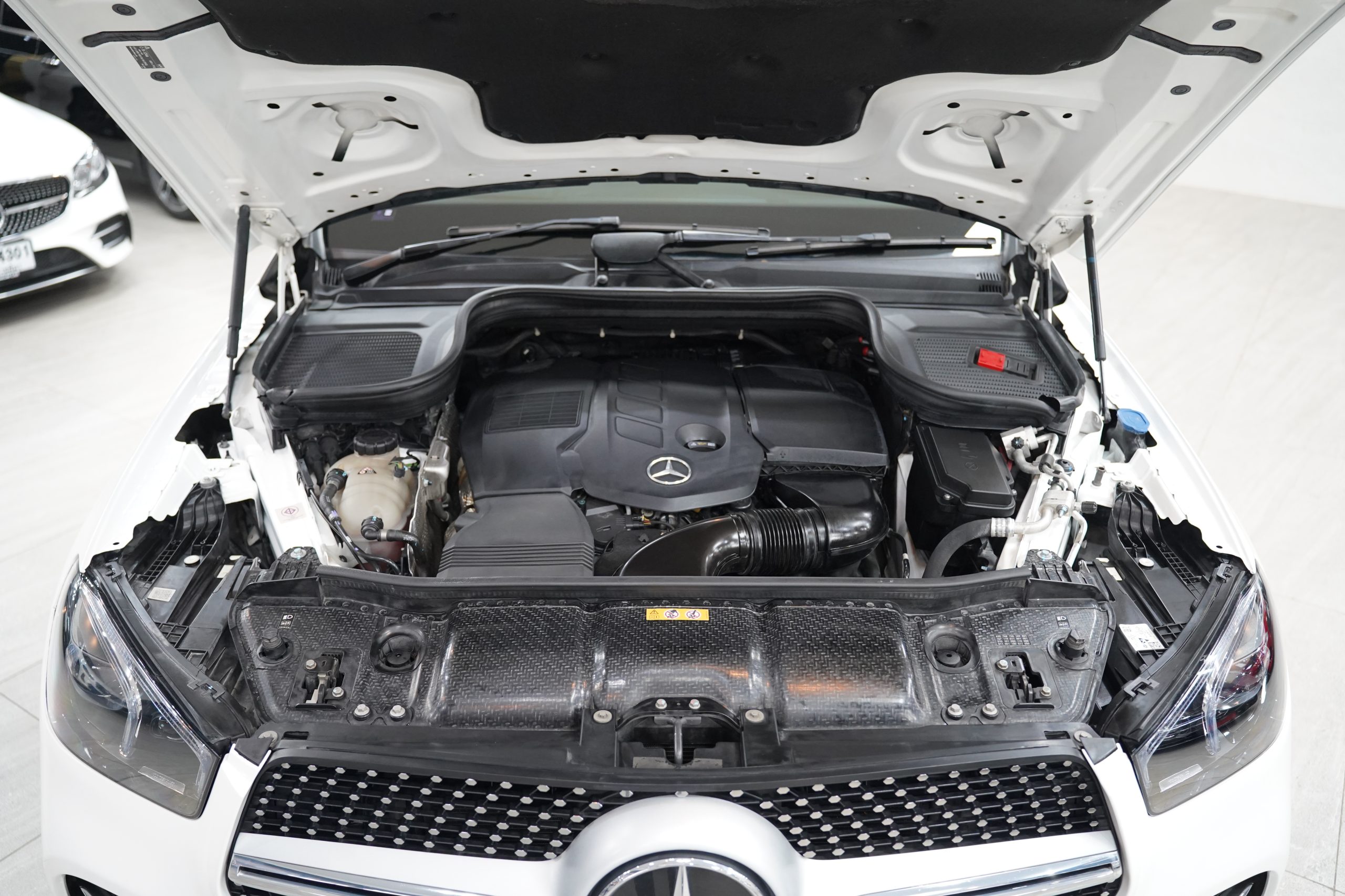 2021 Mercedes-Benz GLE 300 d 4MATIC AMG Dynamic (W167) - Image 11