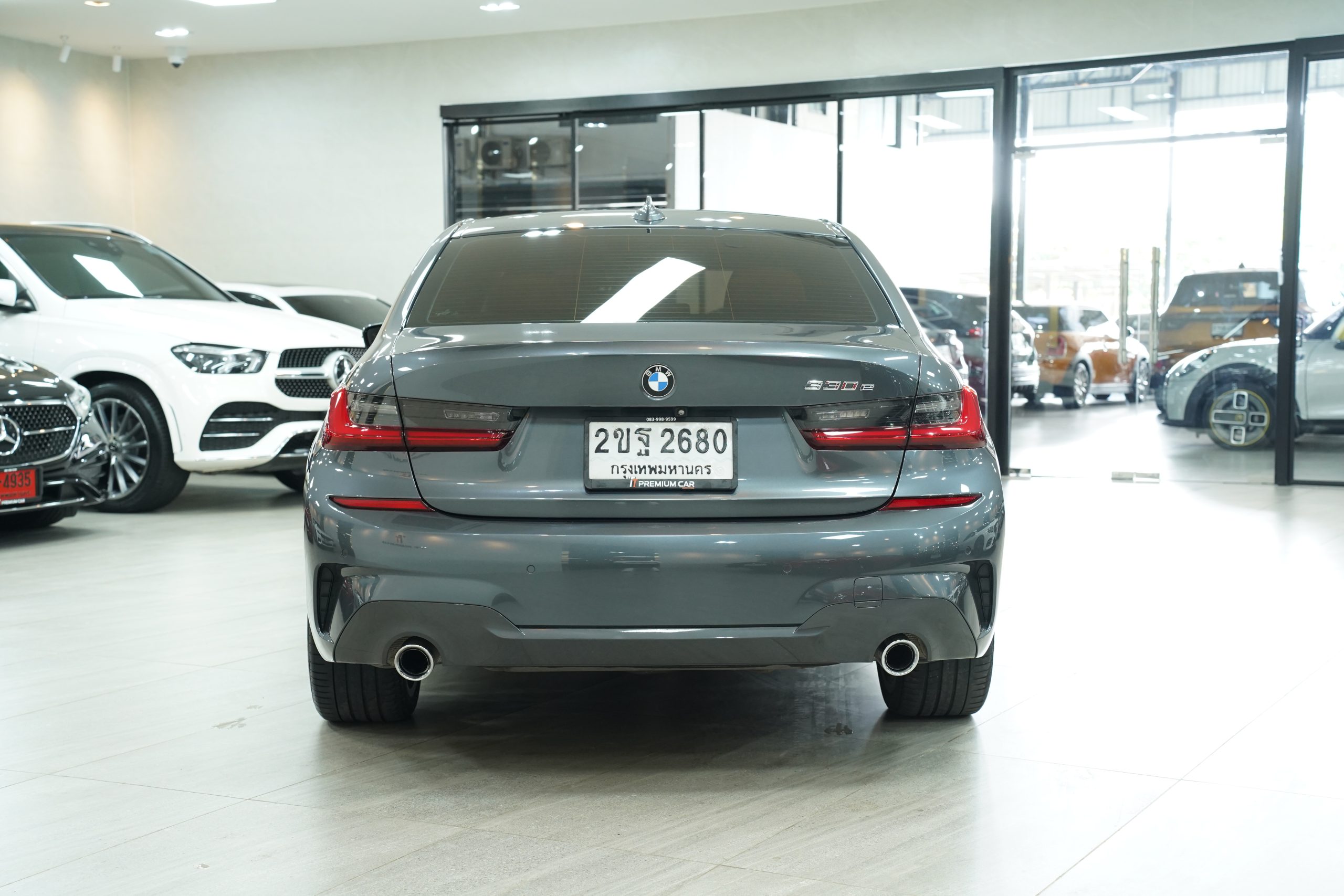 2021 BMW 330e M Sport - Image 7