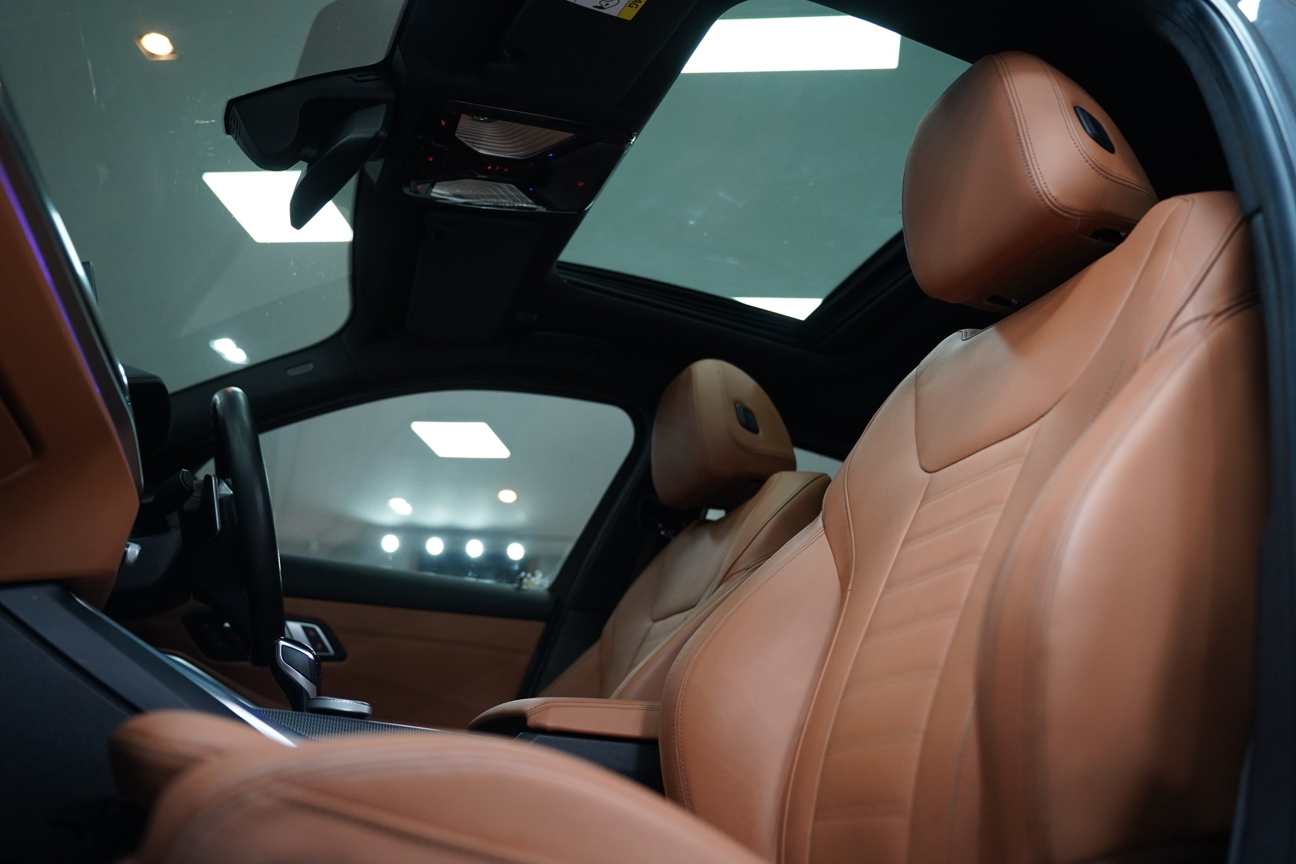 2021 BMW 330e M Sport - Image 17